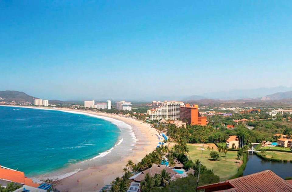 Zihuatanejo Ixtapa: Super Combo Tour – Ixtapa, Mexico