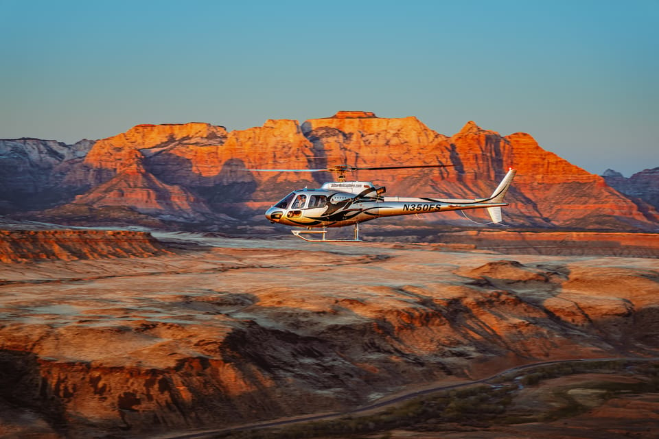 Zion National Park: 10- or 20-Minute Scenic Helicopter Tour – Zion National Park, Utah