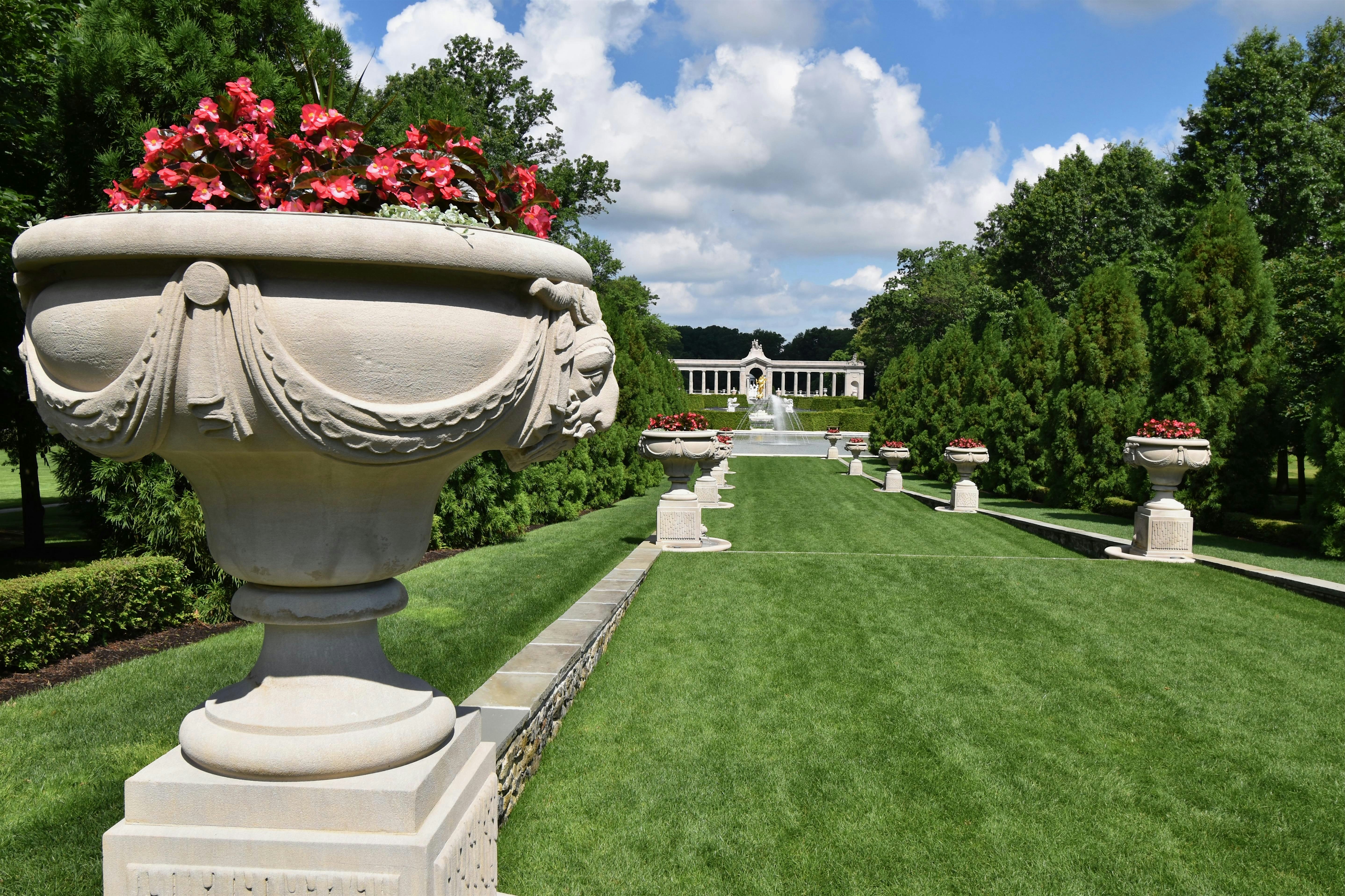 Season Garden Pass at Nemours Estate – Wilmington, DE
