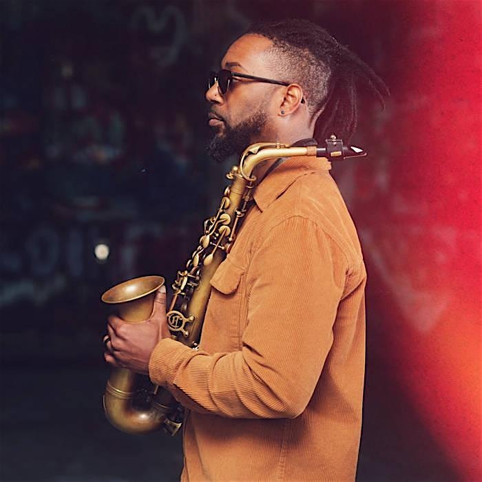 Sunday Vibes with Saxophonist Vandell Andrew at 1003 N Collins St – Arlington, TX