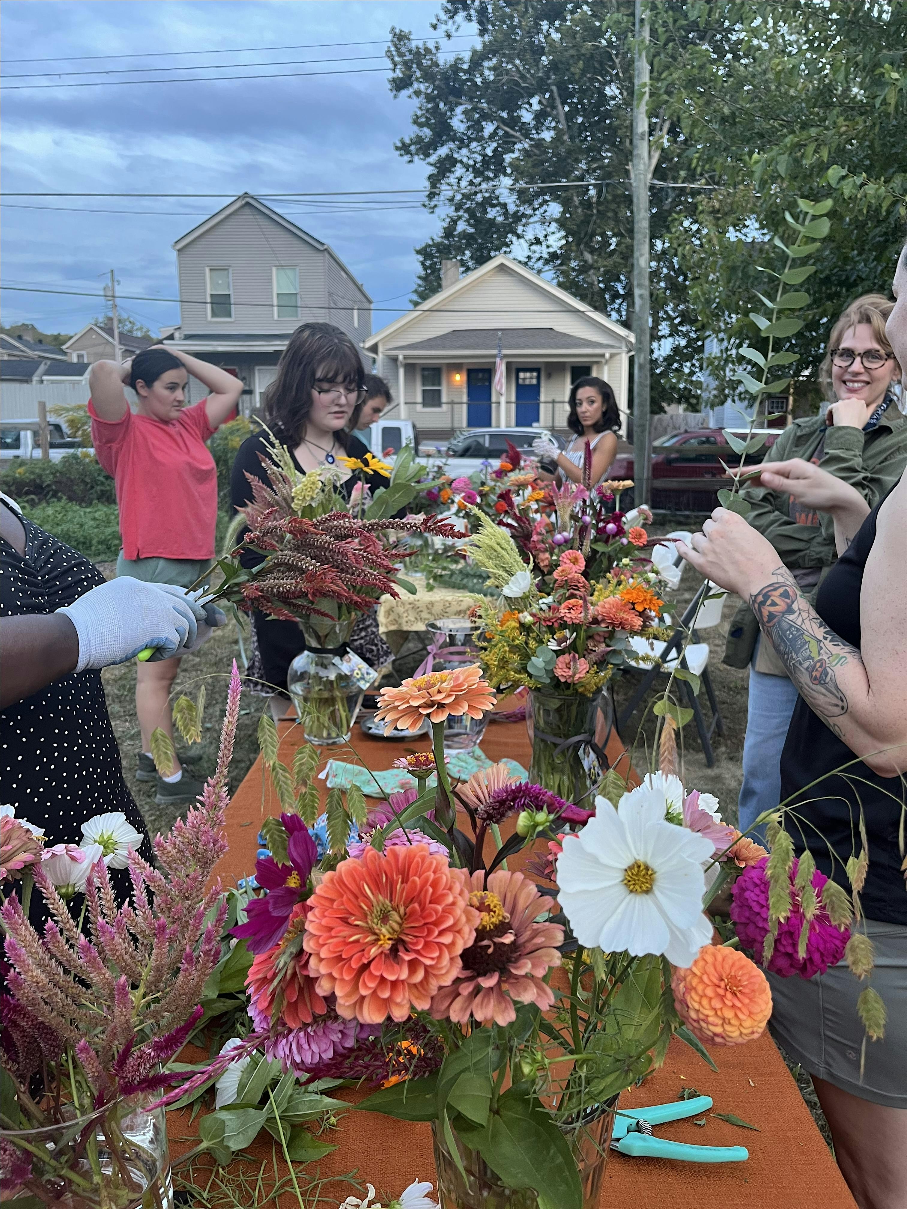 Perfume-Making + U-Pick Flower Arranging Workshop at 249 Worth St – Cincinnati, OH