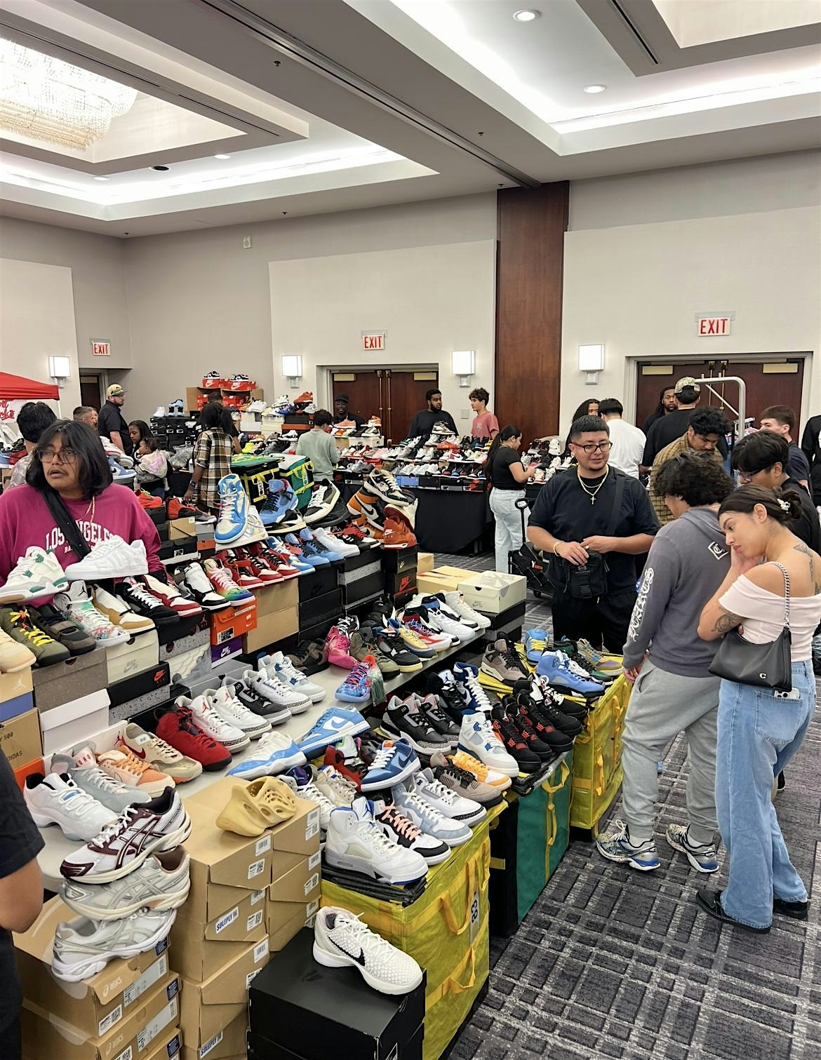 Whole Lotta Sole – Sneakers, Pokémon, & Vintage at Hilton Hotel – Fairfax, VA