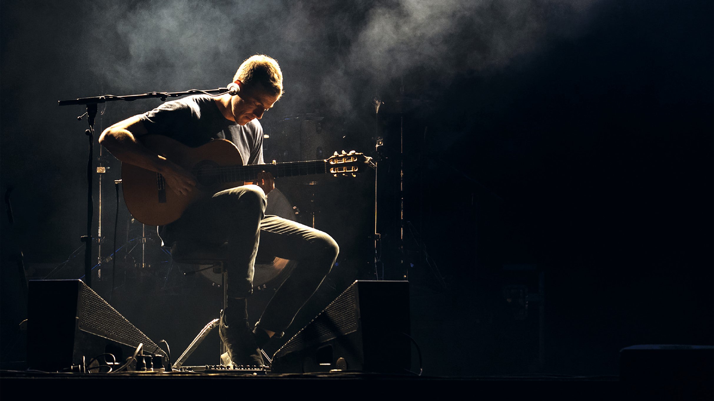 Charlie Cunningham at Hollywood Theatre – Vancouver – Vancouver, Canada