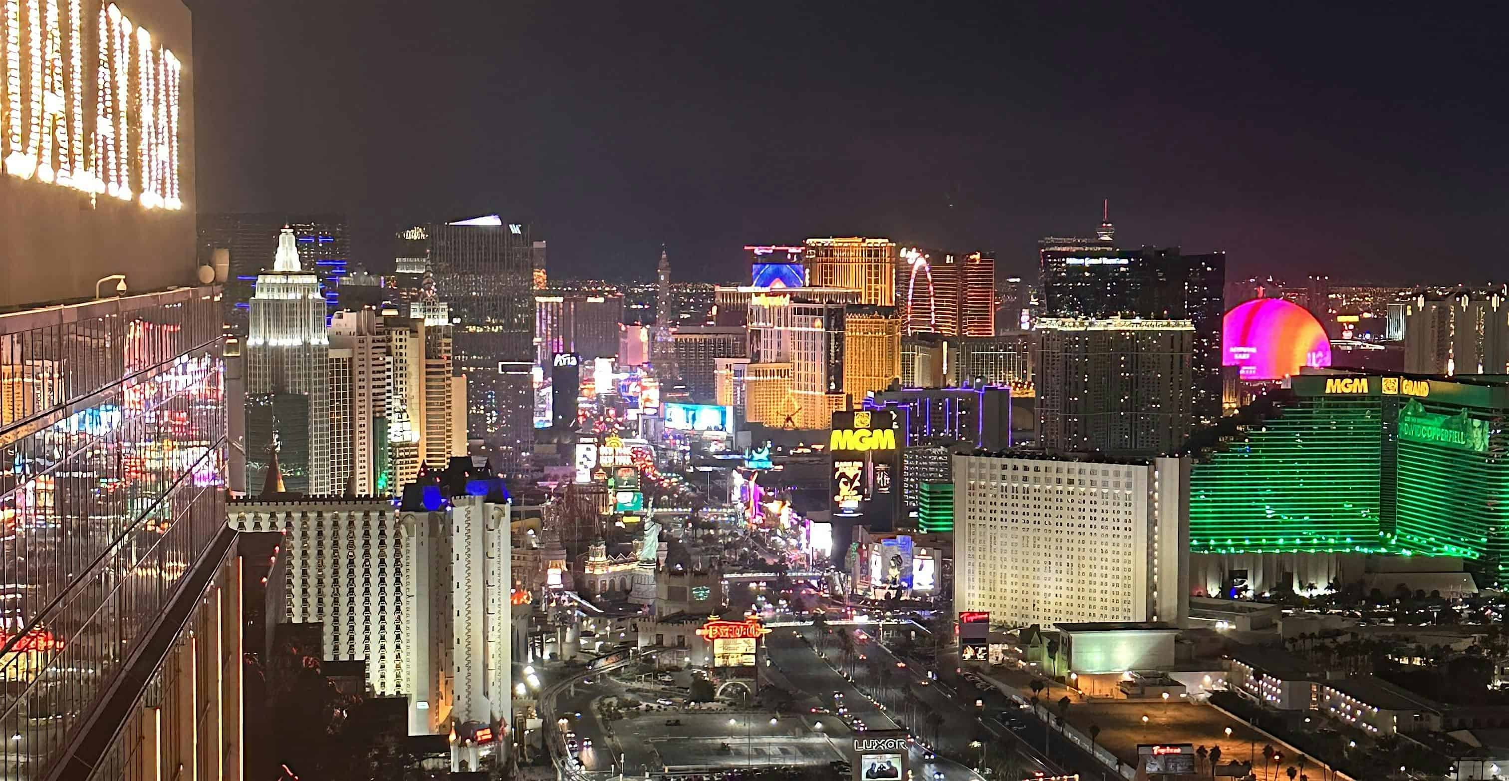 Labor Day Weekend rooftop party at Mandalay Bay (21+)(Strip View) at Foundation Room Las Vegas – Las Vegas, NV
