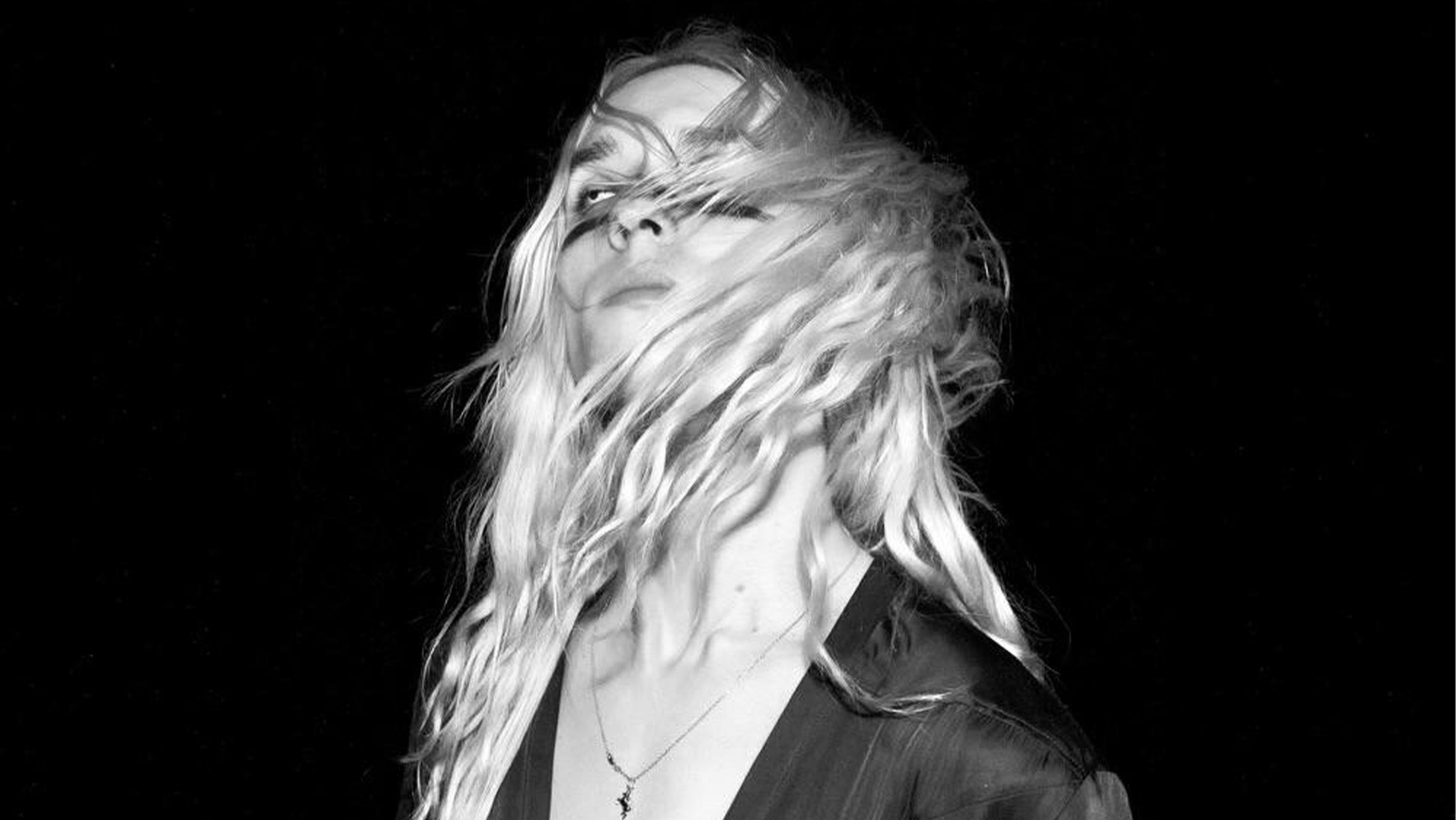 2Hollis at Vogue Theatre – BC – Vancouver, Canada