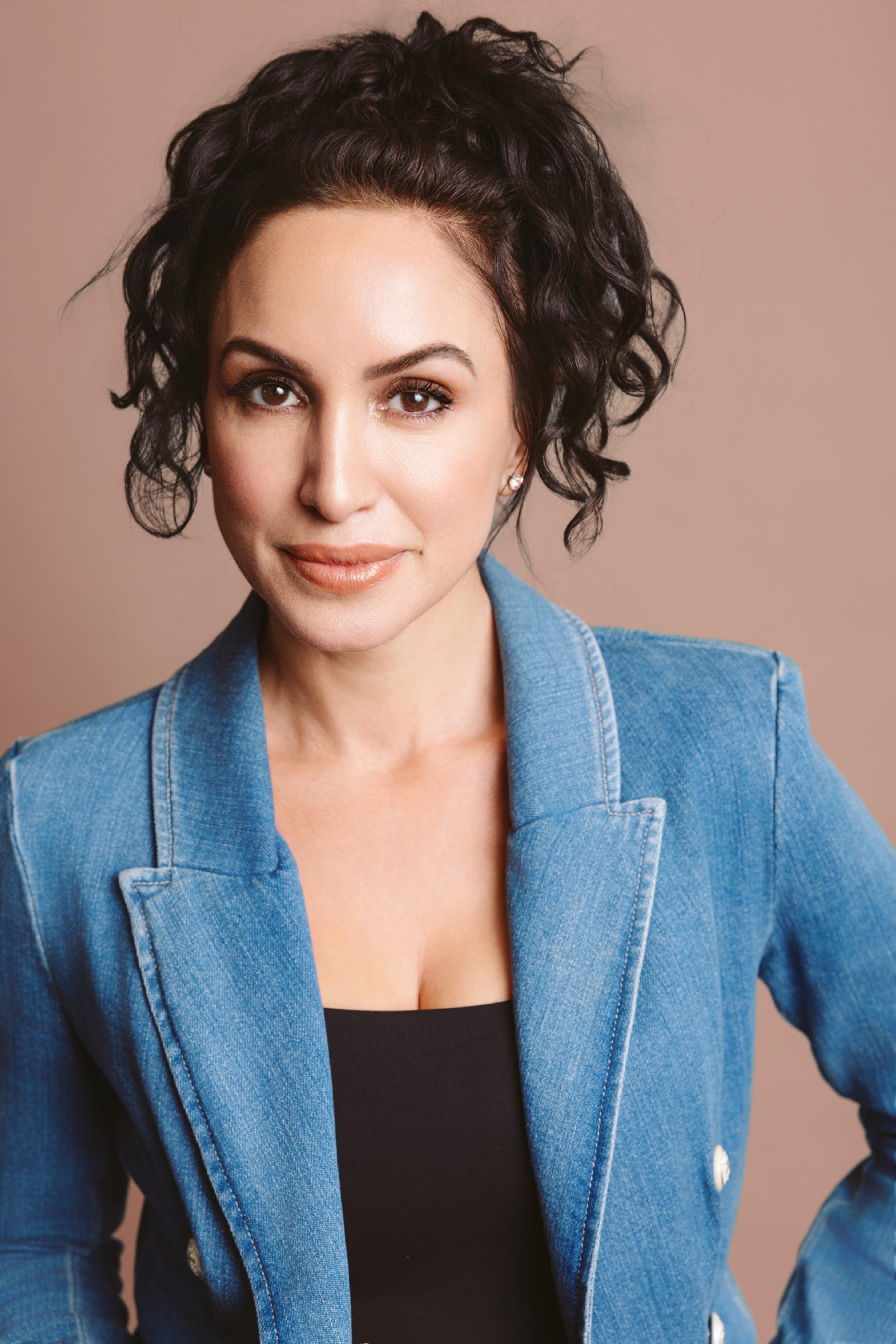 Tara Cannistraci at The Lab At Hollywood Improv – Los Angeles,