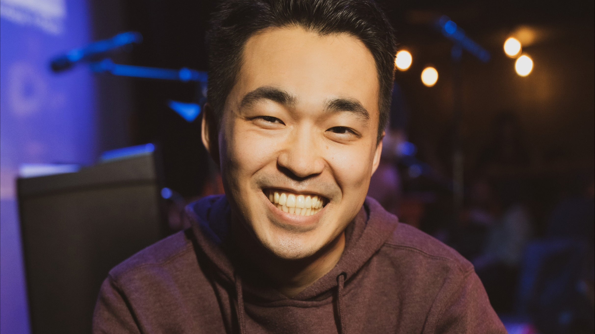 Fumi Abe at Rooster T. Feathers Comedy Club – Sunnyvale,