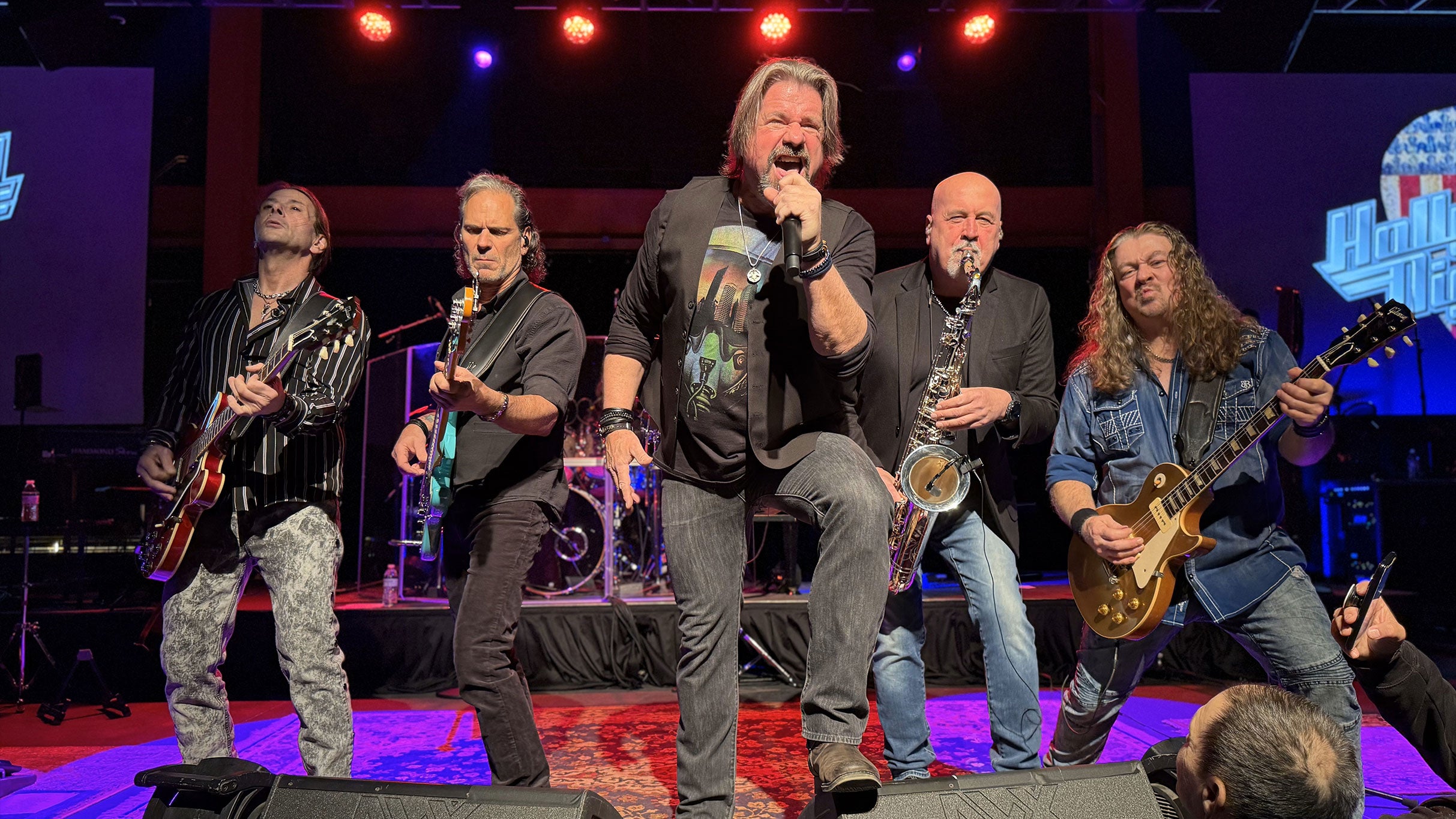 Hollywood Nights at Ludlow Garage – Cincinnati, OH