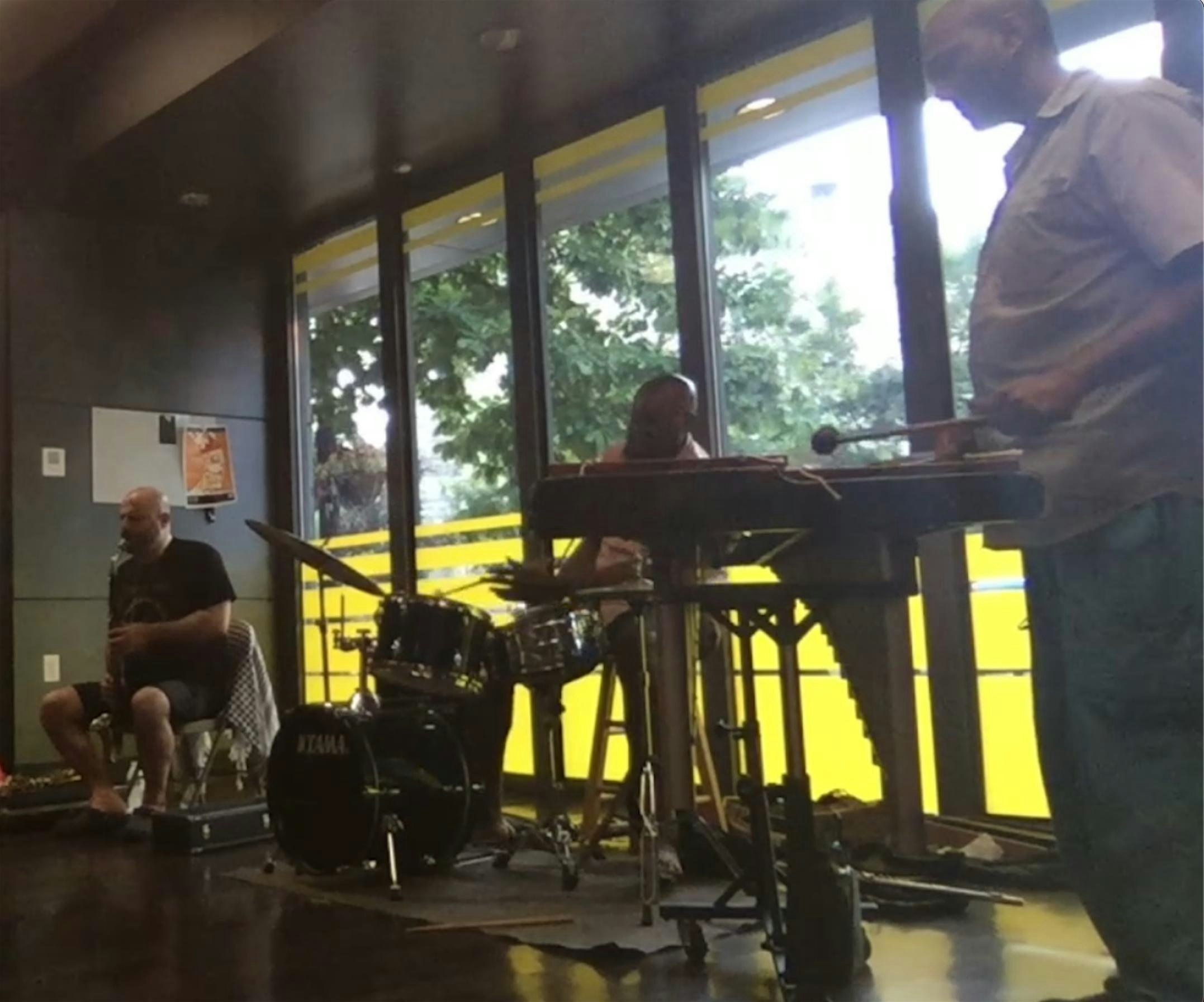 Visible Hand – Creative Music Jam Session at Connect Gallery – Chicago, IL