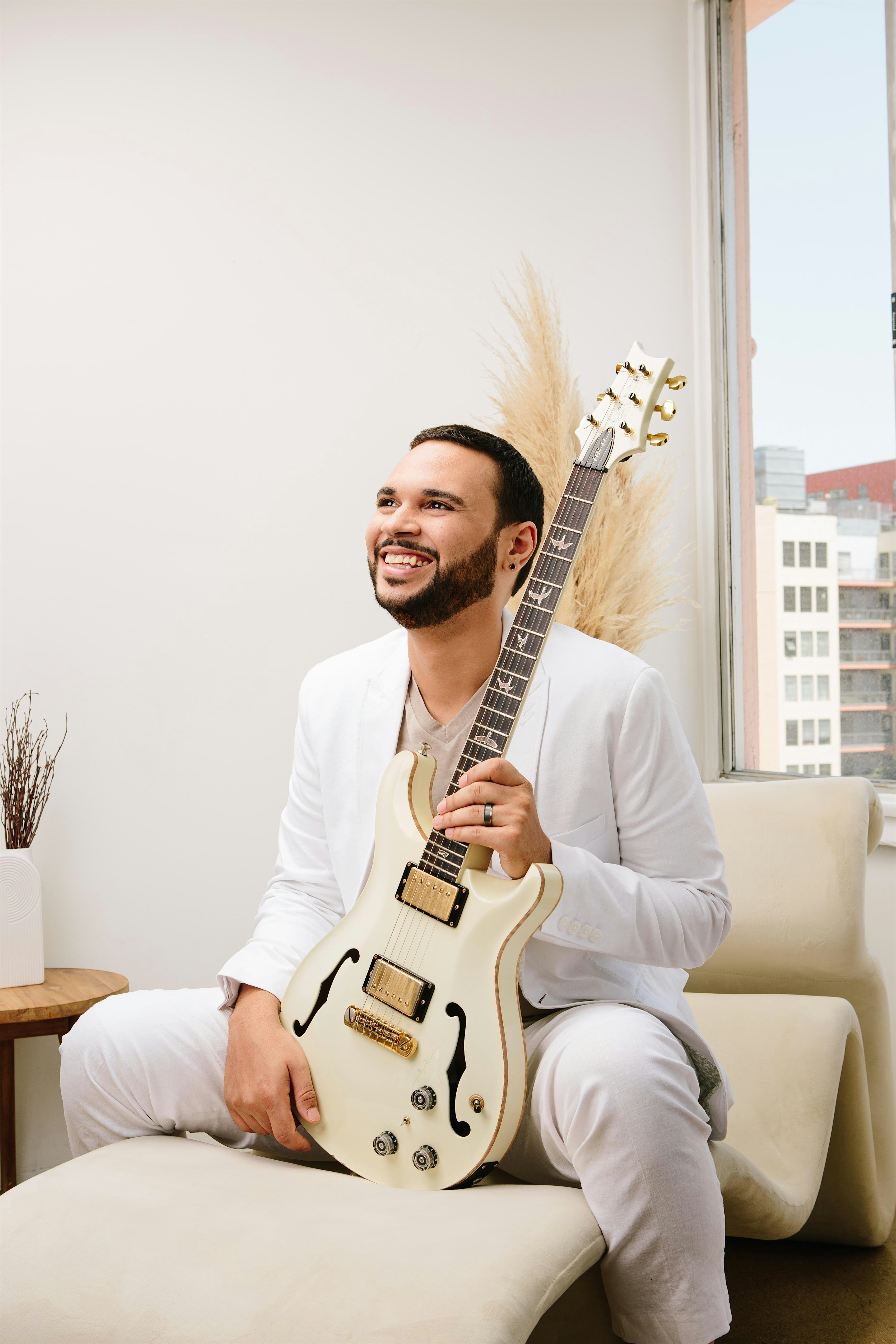 JAZZY & CLASSY 35 & OVER ALL WHITE DAY PARTY! FEATURING ADAM HAWLEY at Valensin Vineyard & Winery – Galt, CA