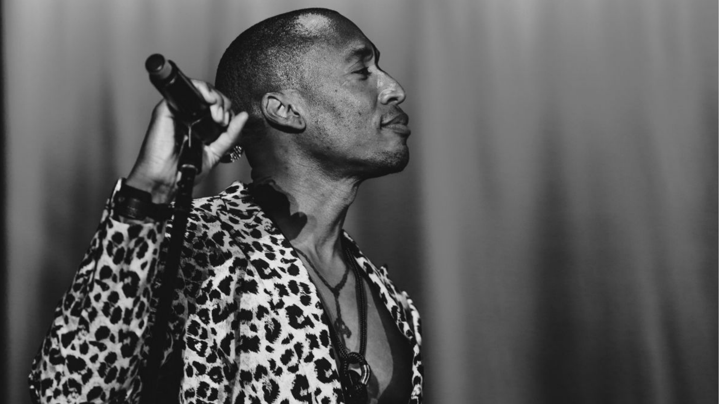 Raphael Saadiq at Paramount Theatre Austin – Austin, TX