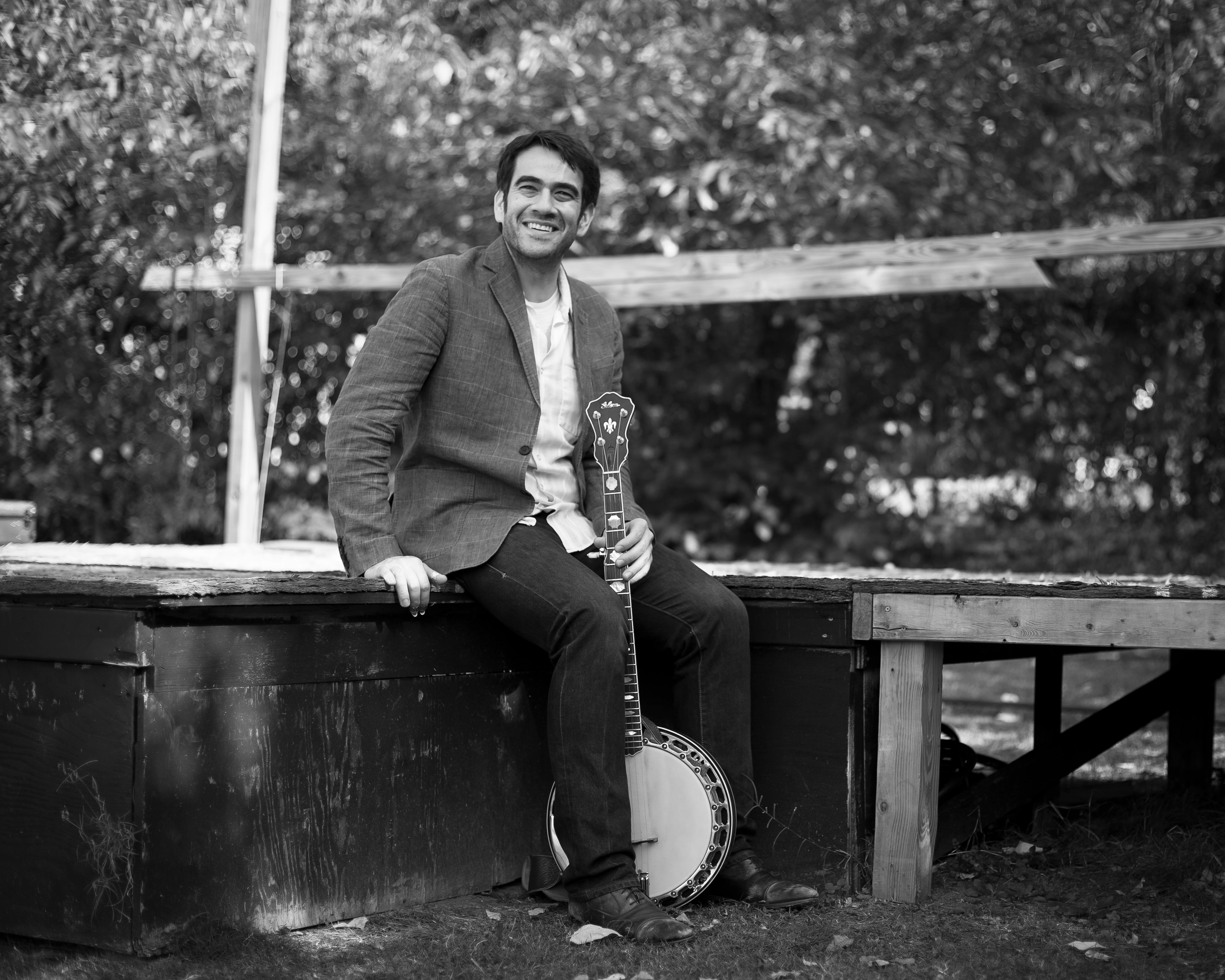Noam Pikelny at Lisa Smith Wengler Center For The Arts – Smothers Theatre – Malibu, CA