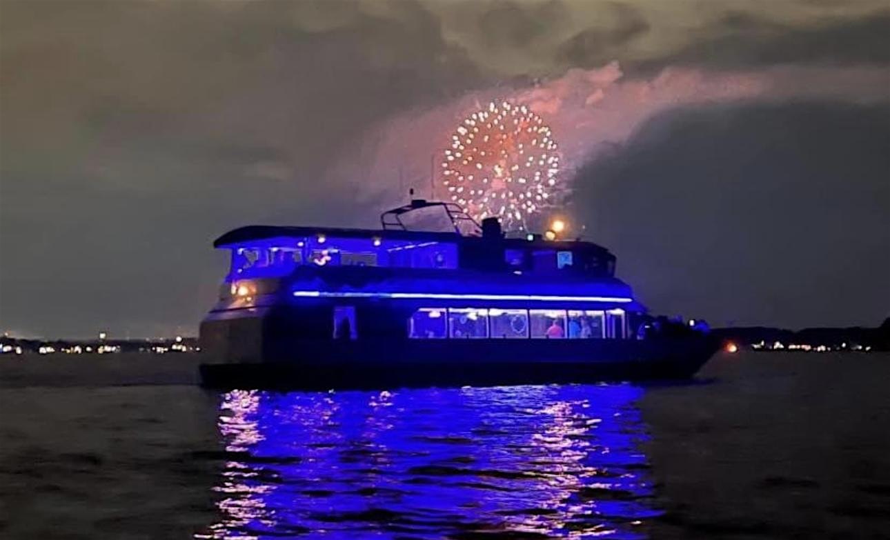 New Years Eve on the Bay! (21+ Event) Early Bird Special ends Dec 15th at Maryland Party Boat Charters – Essex, MD