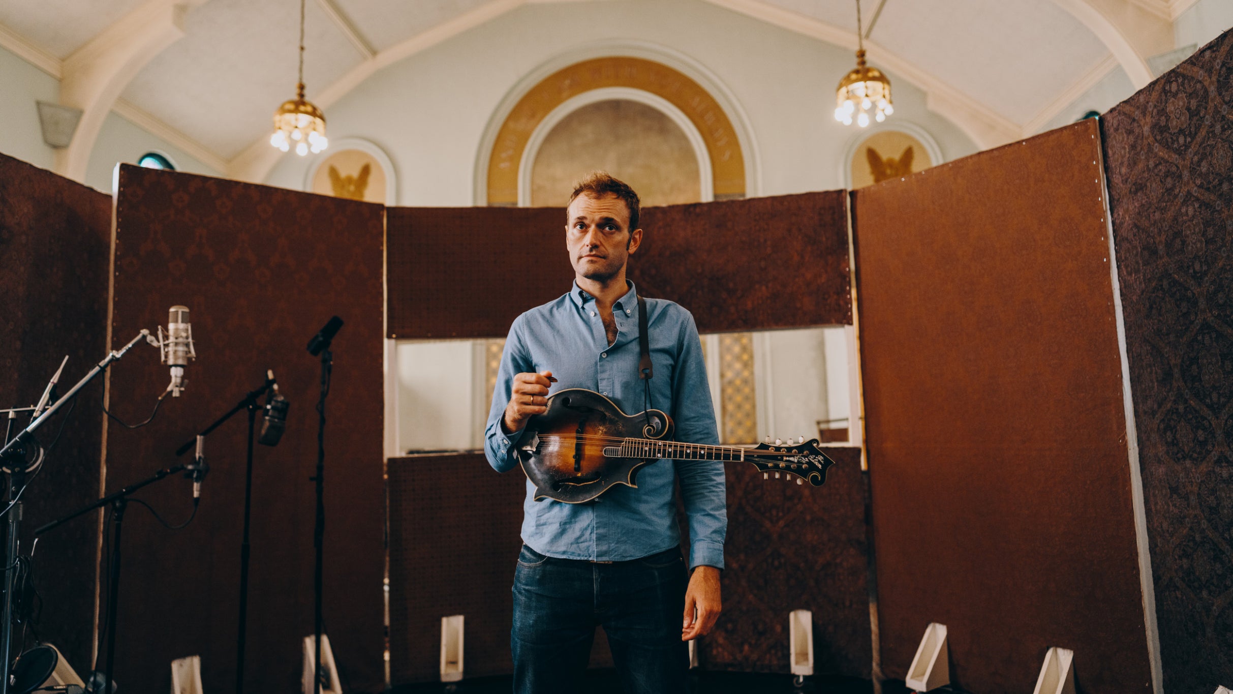 Chris Thile at Paramount Theatre Austin – Austin, TX