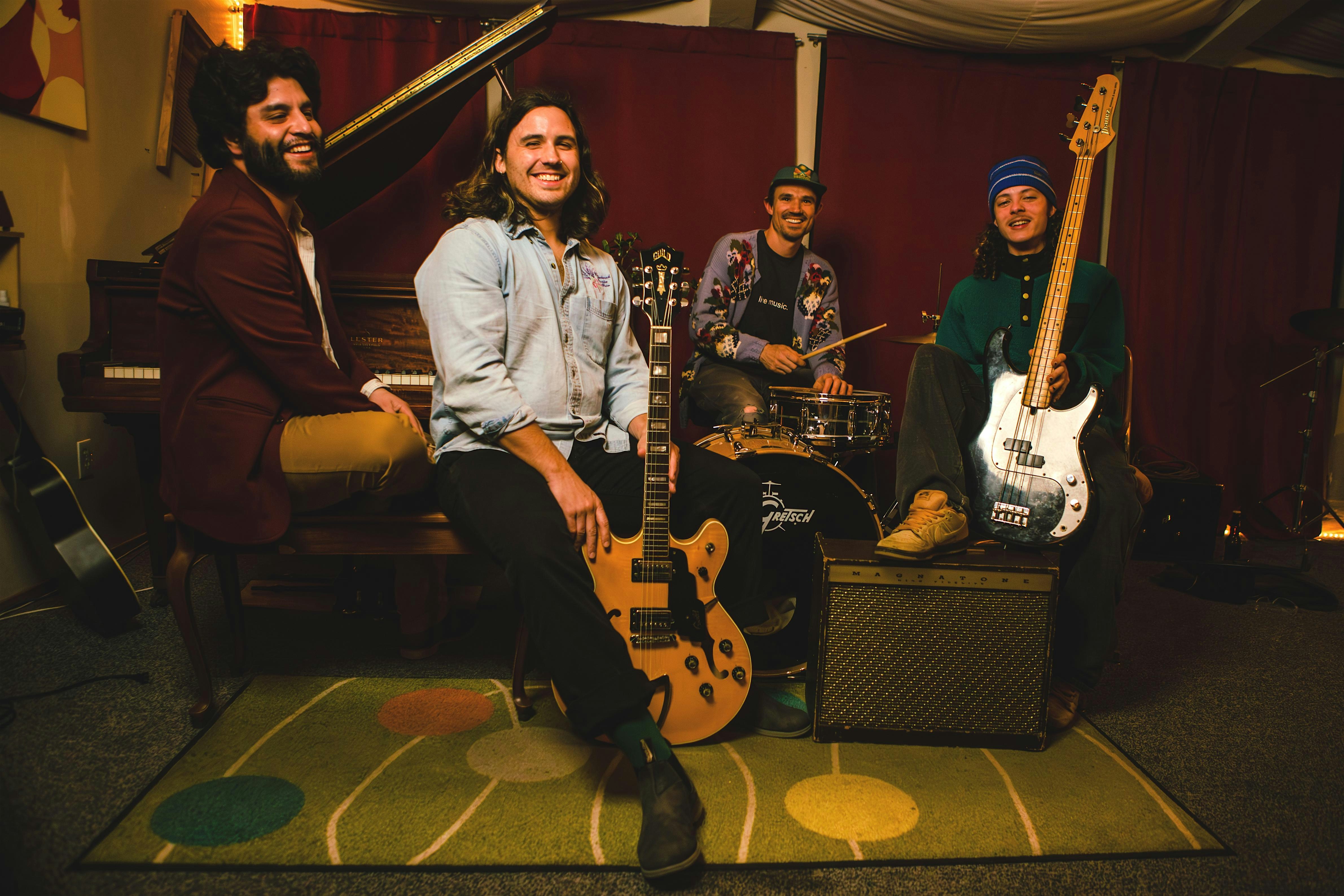 The Heeters (feat. members of the Calif. Honeydrops) – OUTSIDE – FREE at Smiley’s Schooner Saloon, Hotel & Kitchen – Bolinas, CA