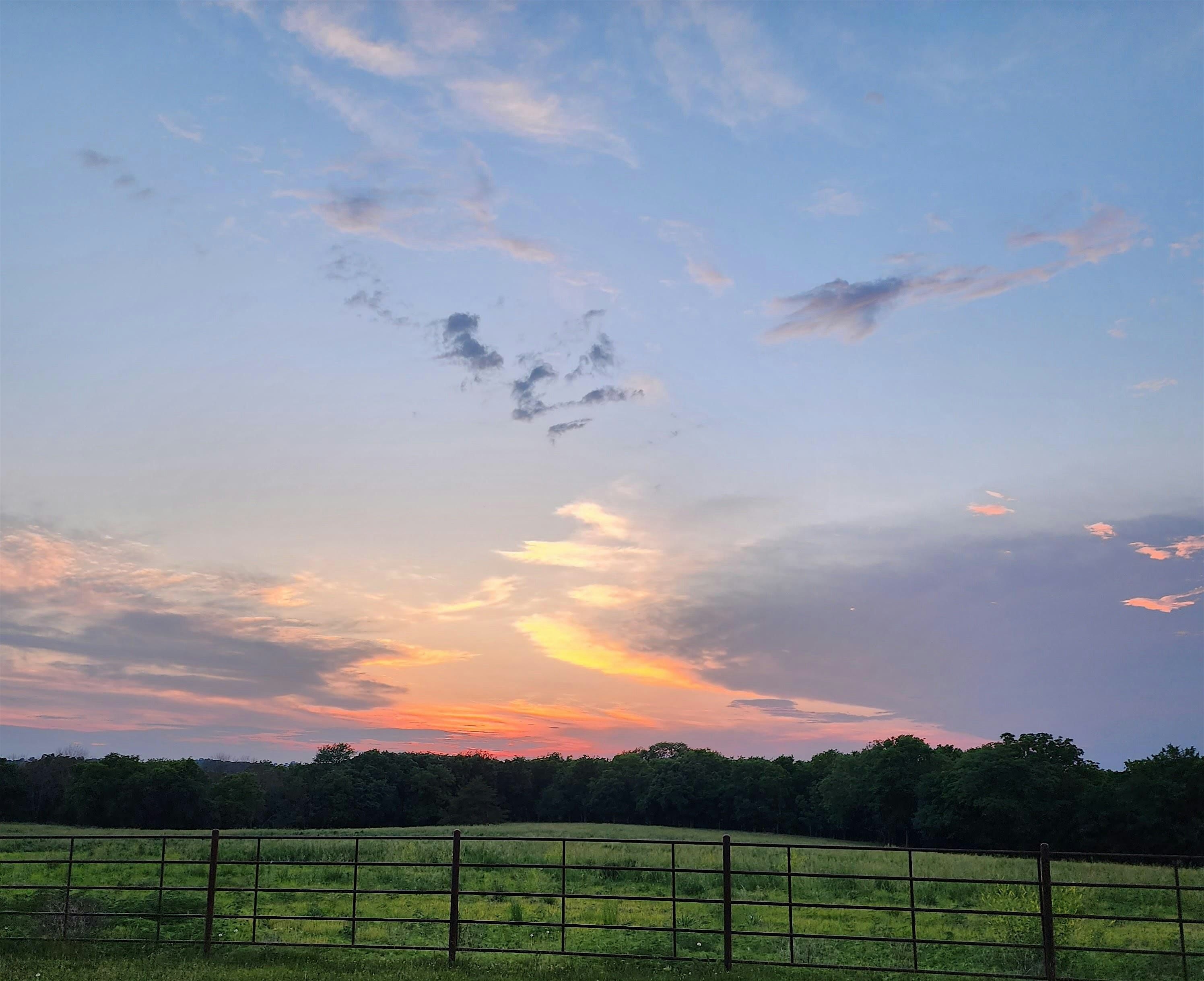 Sunset Connections with Horses at Oskaloosa, KS – Oskaloosa, KS