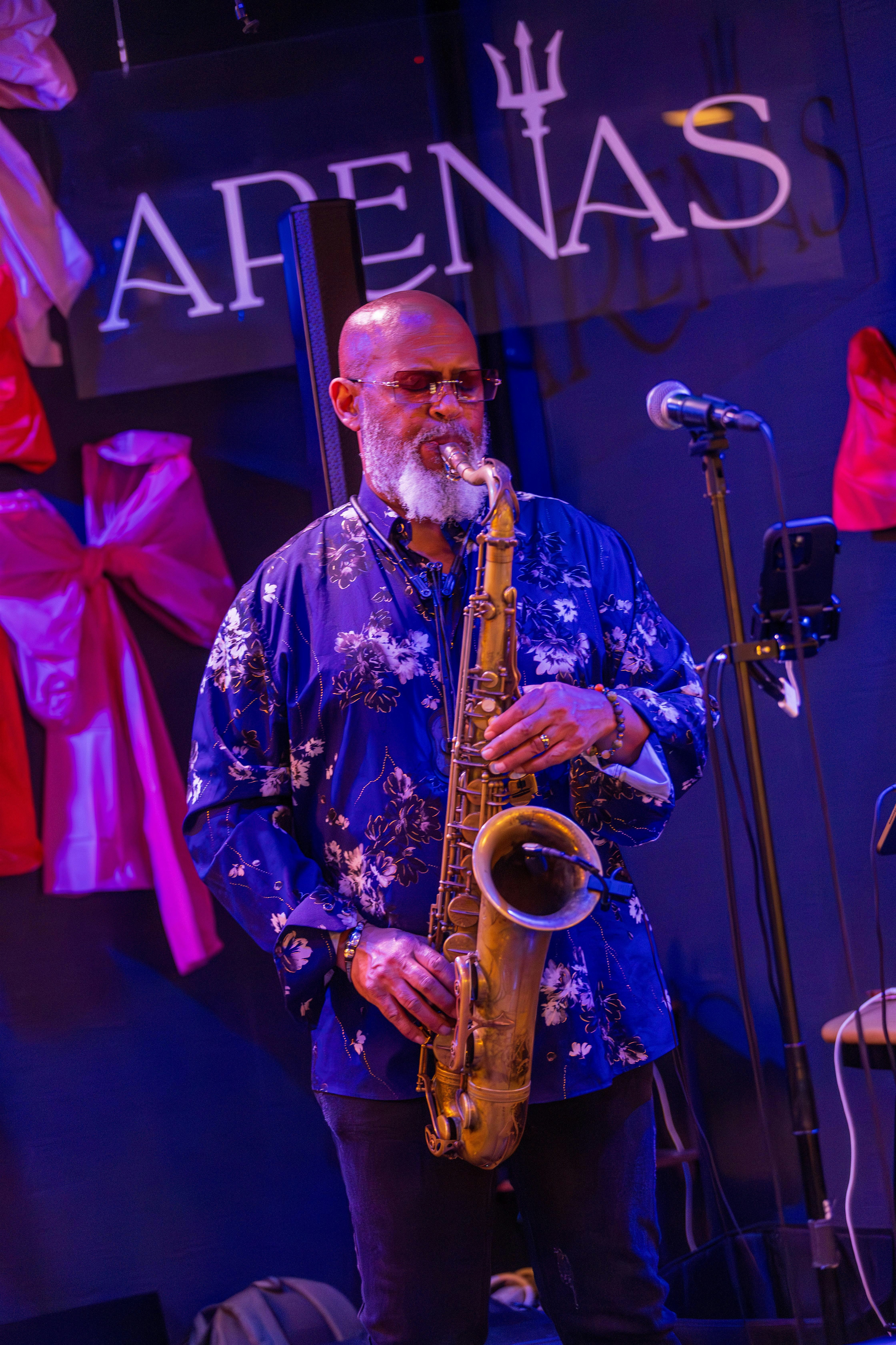 Chopin Paired Dinner with Billy Ray at Arenas Marisqueria Lounge – San Antonio, TX