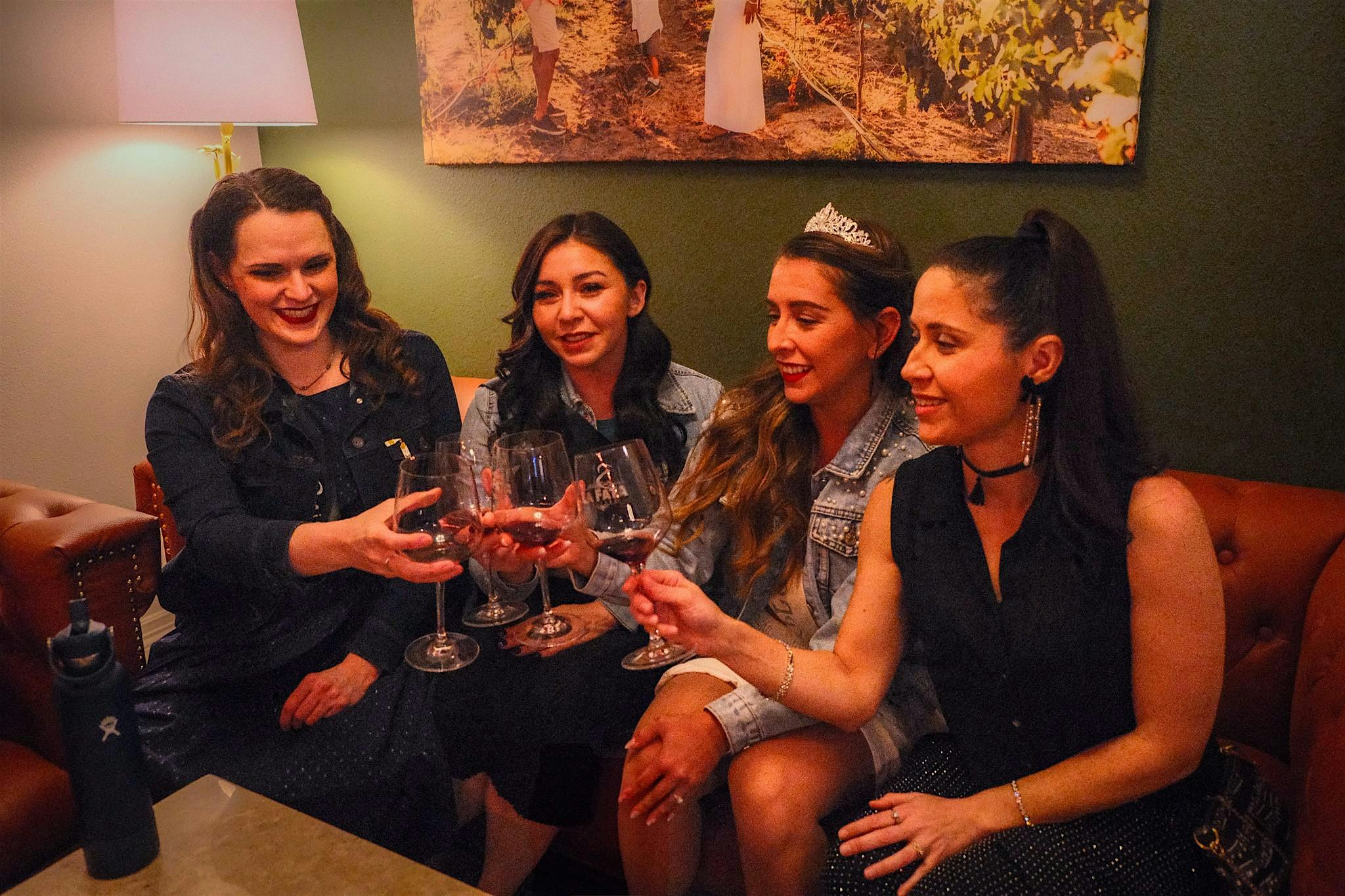 Wine & True Crime Tour of Hollywood at Boardner’s by La Belle – Los Angeles, CA