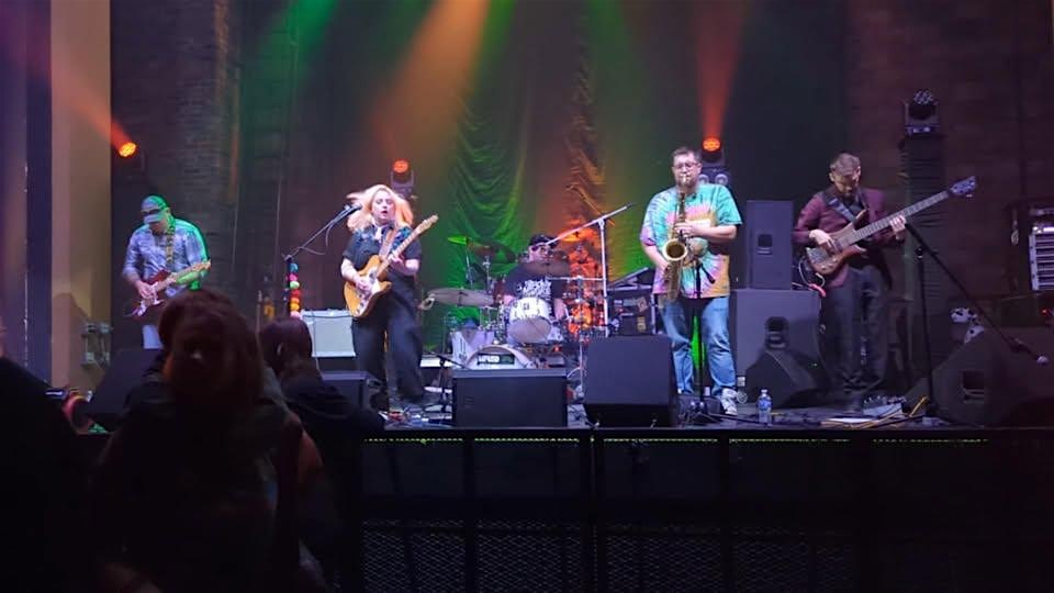 Skirt Live -Sunday Summer Music Series 2025 at Shoreline Brewery at Shoreline Brewery – Michigan City, IN