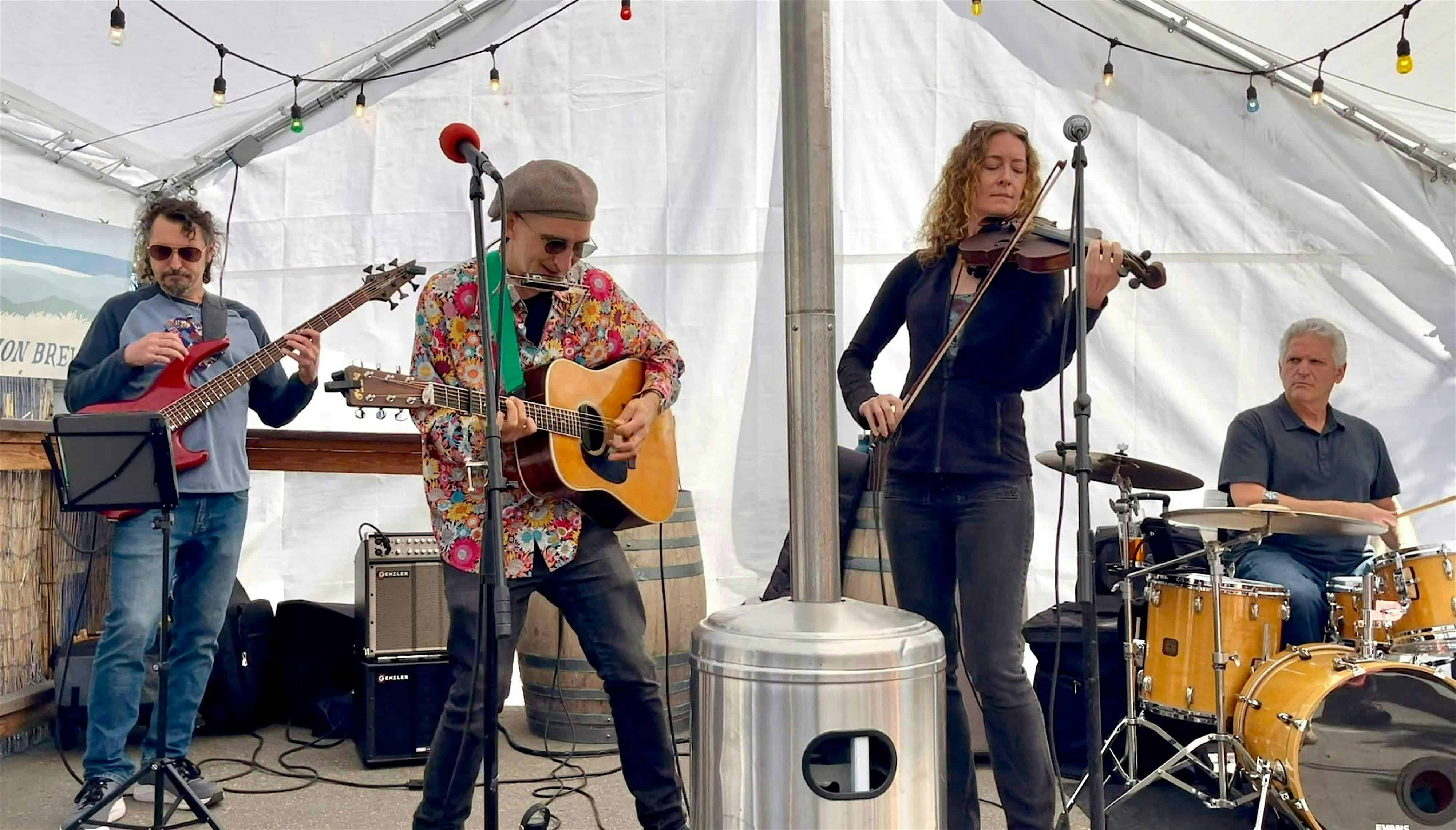 Aromas Grange Presents: The Dan (Frechette) & Laurel (Thomsen) Quartet at Aromas Grange – Aromas, CA