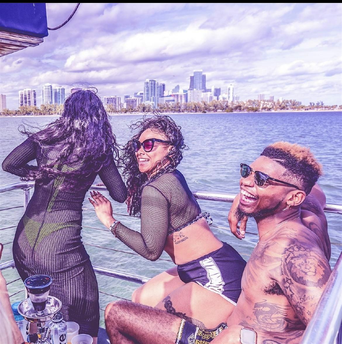 THE BEST BOOZE CRUISE IN MIAMI ALL IN-INCLUSIVE BOAT PARTY at Bayside Marketplace – Miami, FL