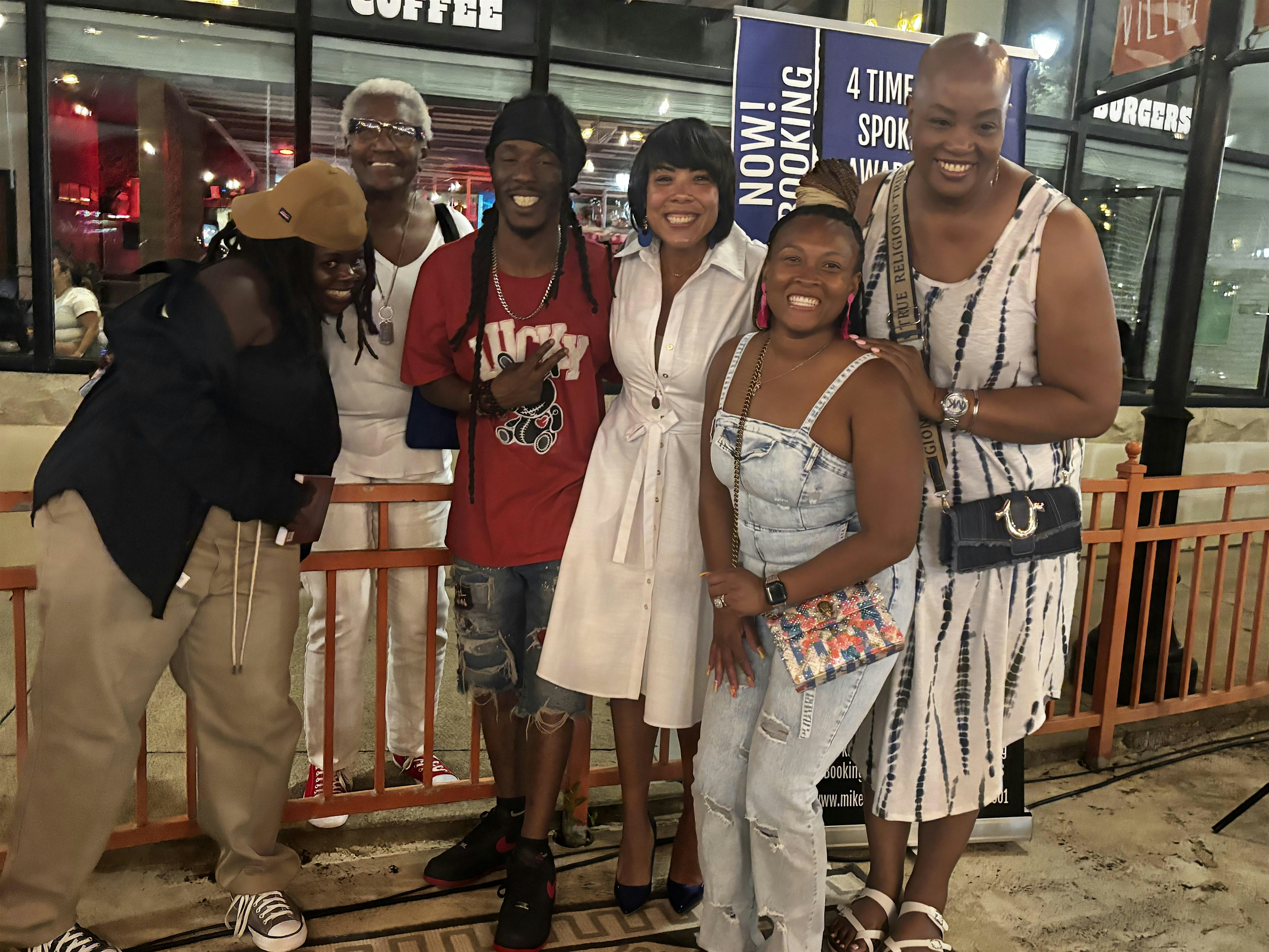 The Original Poetry On The Patio Open Mic (FREE) at Mudhook Bar and Kitchen – Cedar Hill, TX