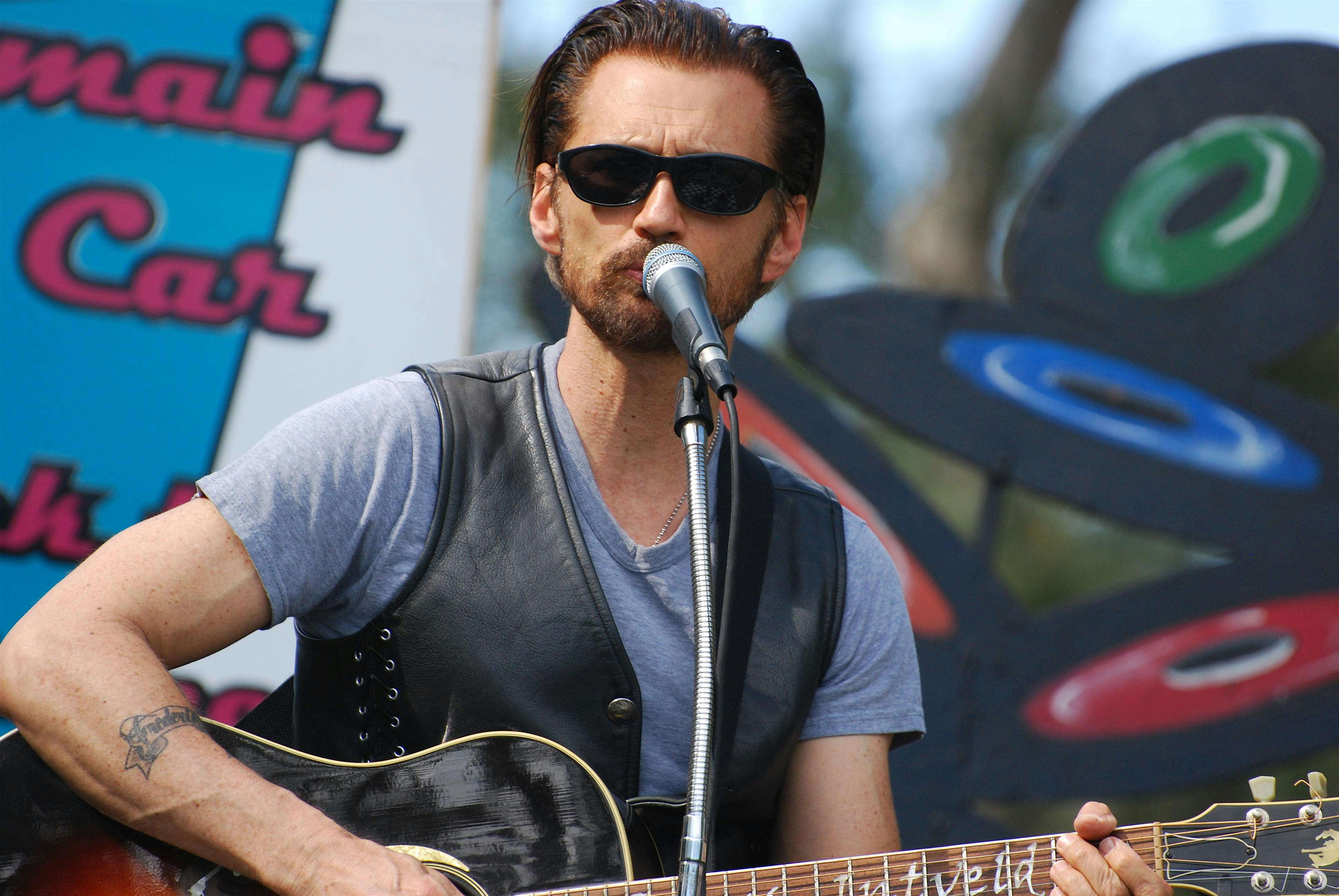 Free Concert with James Intveld at Fairhaven Memorial Park & Mortuary – Santa Ana, CA