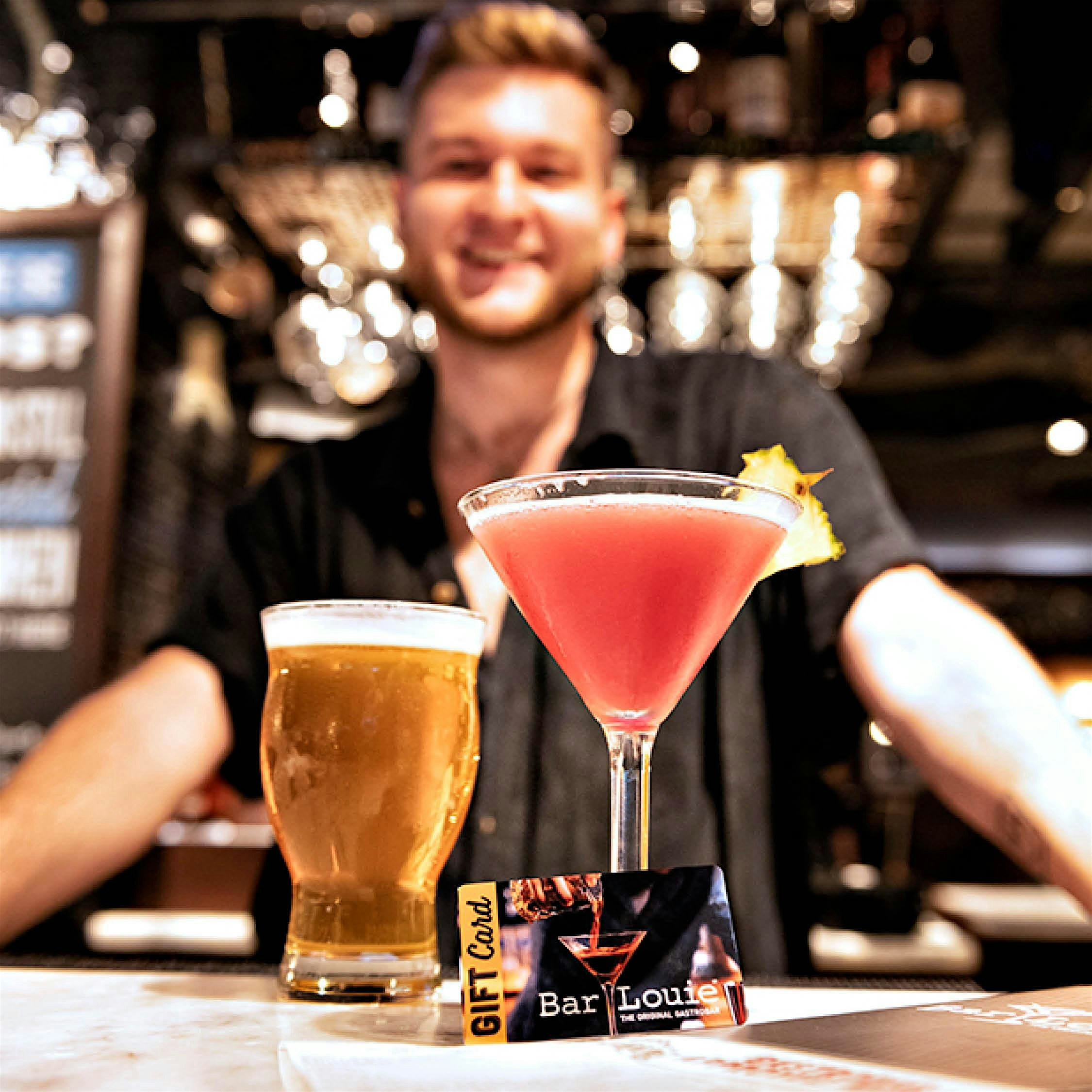 Happy Hour @ Bar Louie Baybrook* at Bar Louie – Baybrook Mall, Baybrook Mall, Friendswood, TX, USA – Friendswood, TX