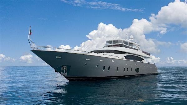 95′ MAIORA / LADY SOFIA at Peninsula Road – Los Angeles, CA