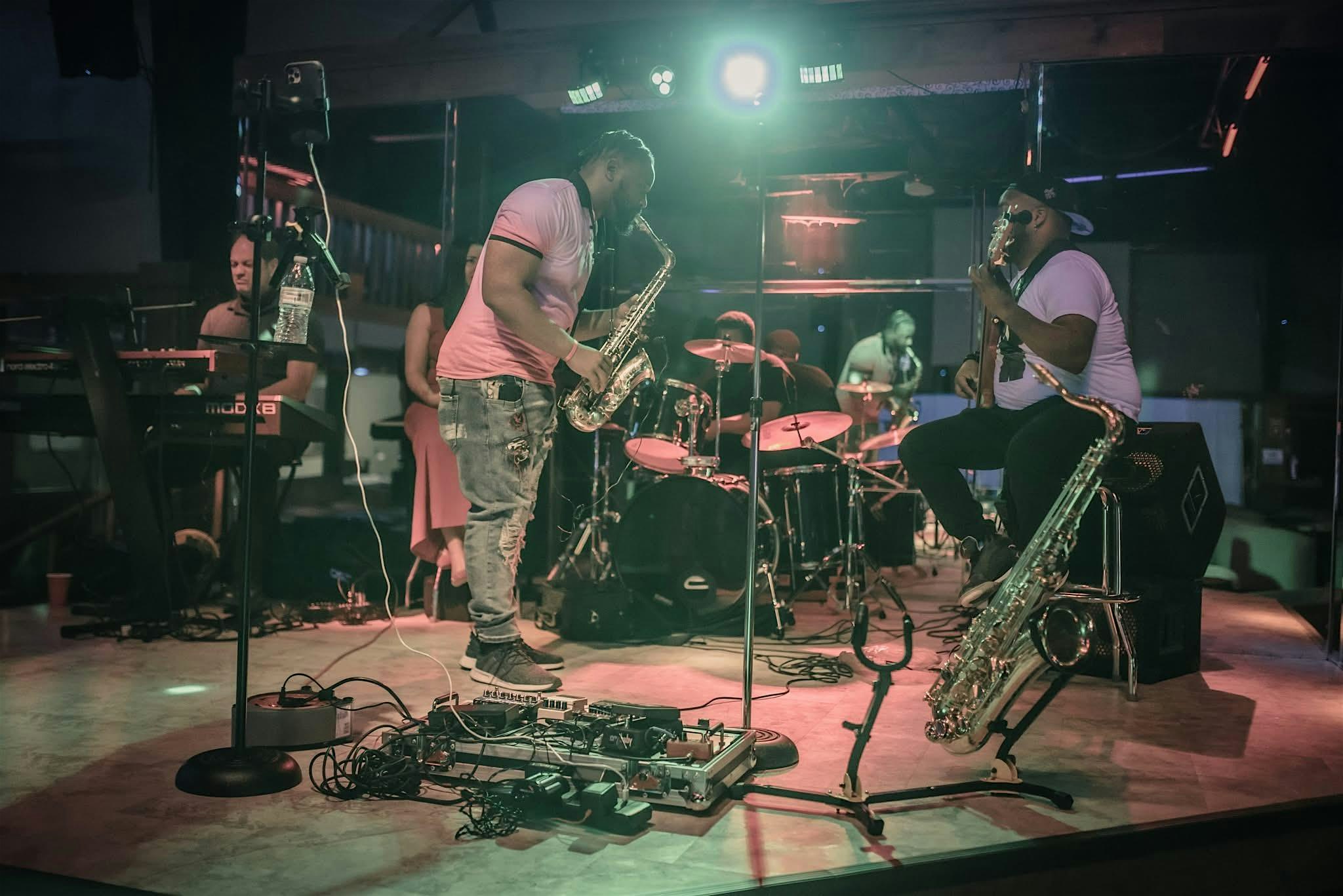 Low D In Concert at America First Wings & Grill – Tyler, TX