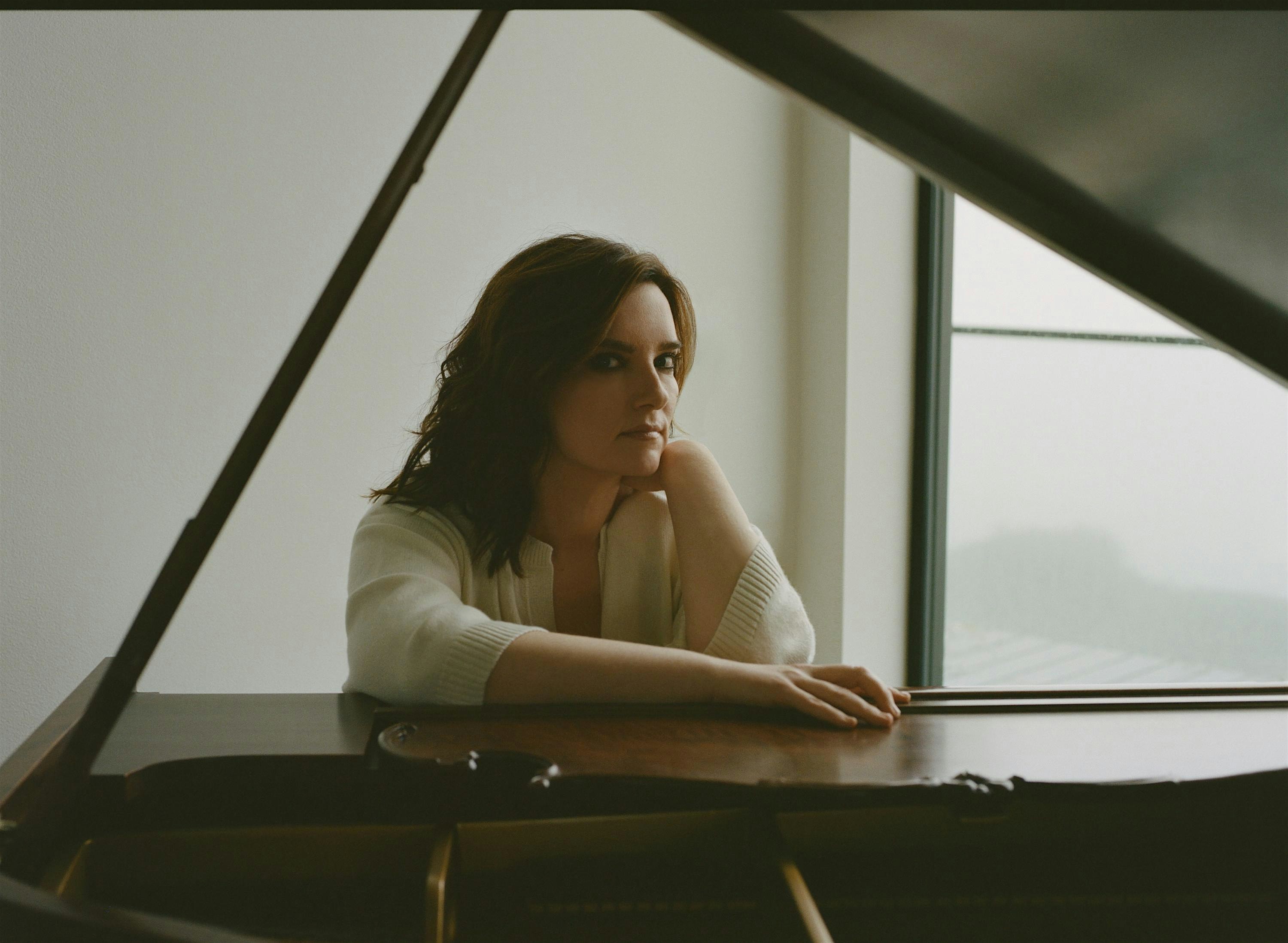 Brandy Clark w/High Tea | FREE SHOW! at Wiley Park – Galva, IL