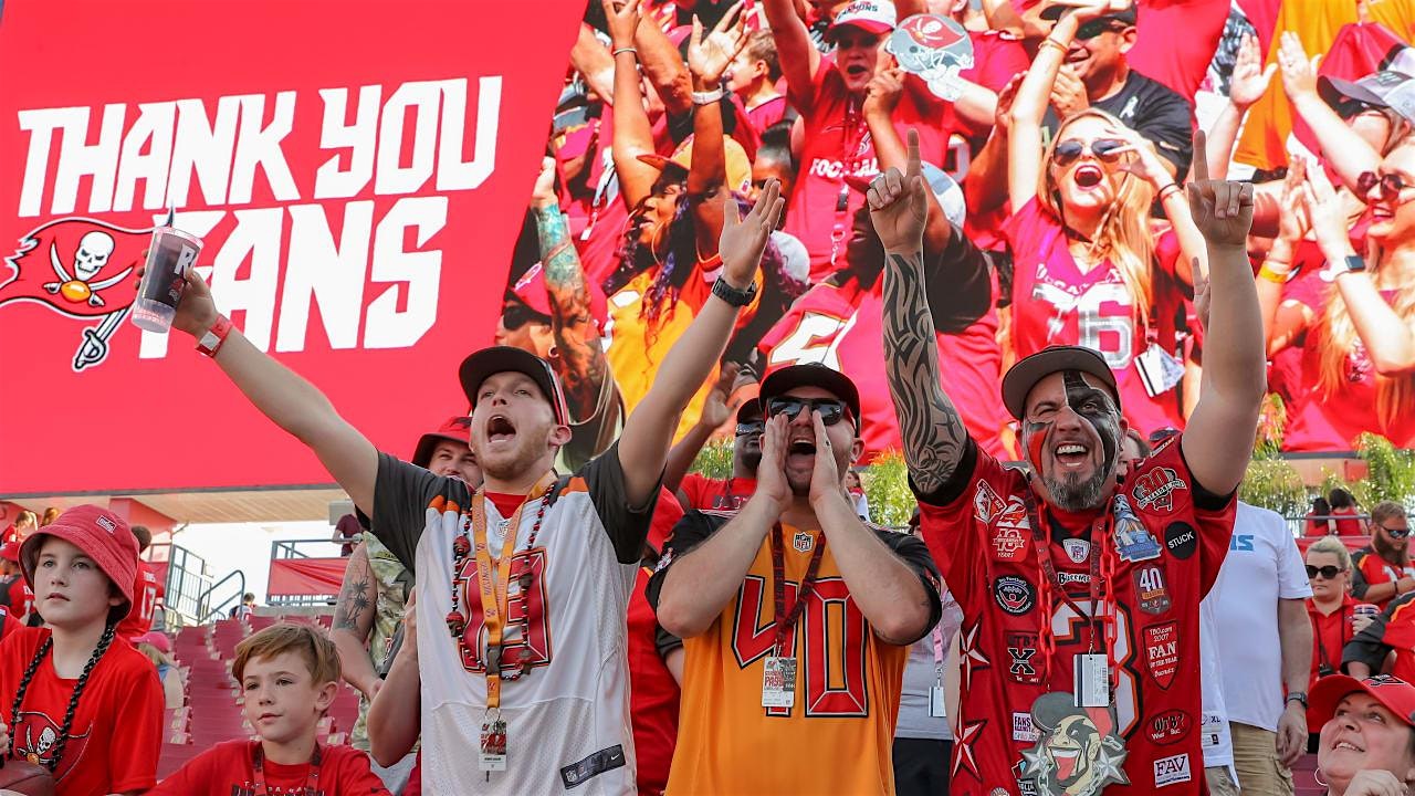 Dinner with Strangers: Buccaneers Fans Edition at Restaurant of the Day – Tampa, FL