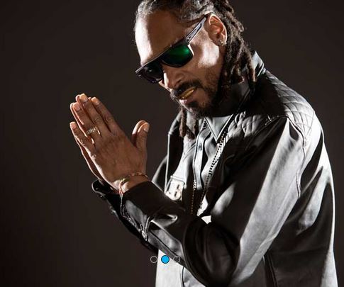 Imagine Dragons and Snoop Dogg at DirecTV Super Fan Fest