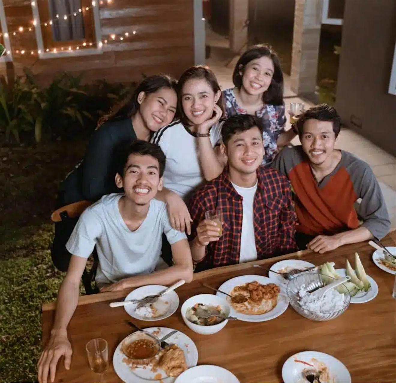 Table 4 Tonight: Riverside | Filipino Edition at Restaurant of the Week – Riverside, CA