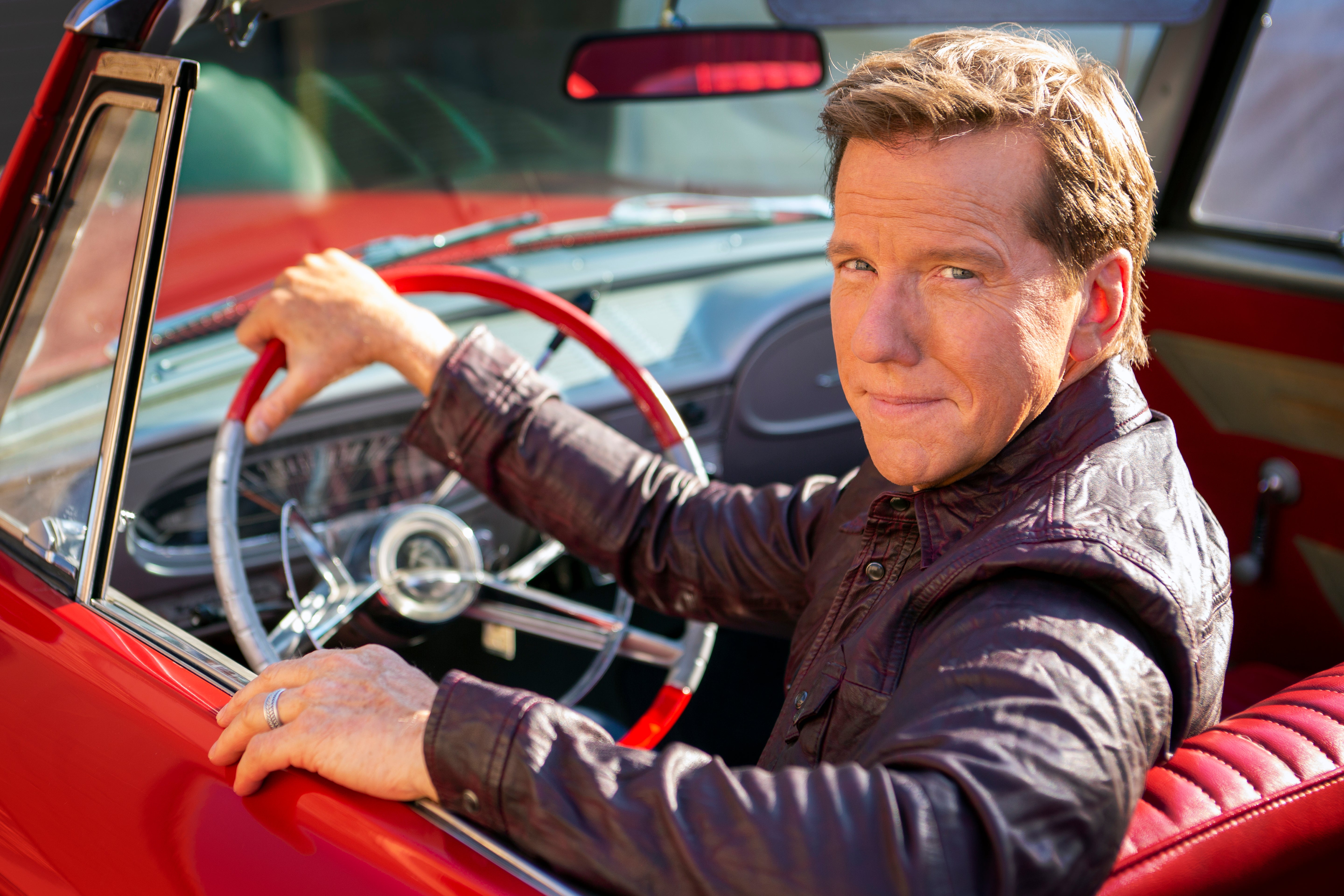 Jeff Dunham’s 250 Red, White, and Blue Light Special *Live Taping* at Brea Improv – Brea, CA