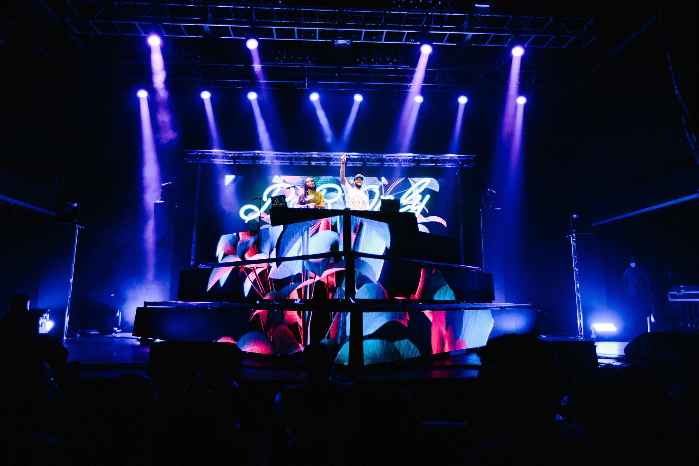 R&B ONLY LIVE – Montclair, NJ at The Wellmont Theater – Montclair, NJ