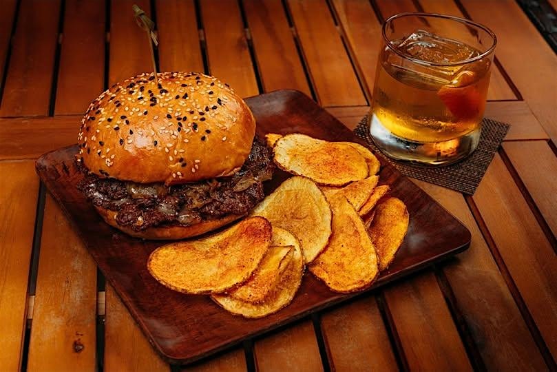 1885 Cocktail Bar $2 off Burger, $1 off beer, cider, n/a beer, Thurs 6-8pm at 2601 W Parrish Ave – Owensboro, KY
