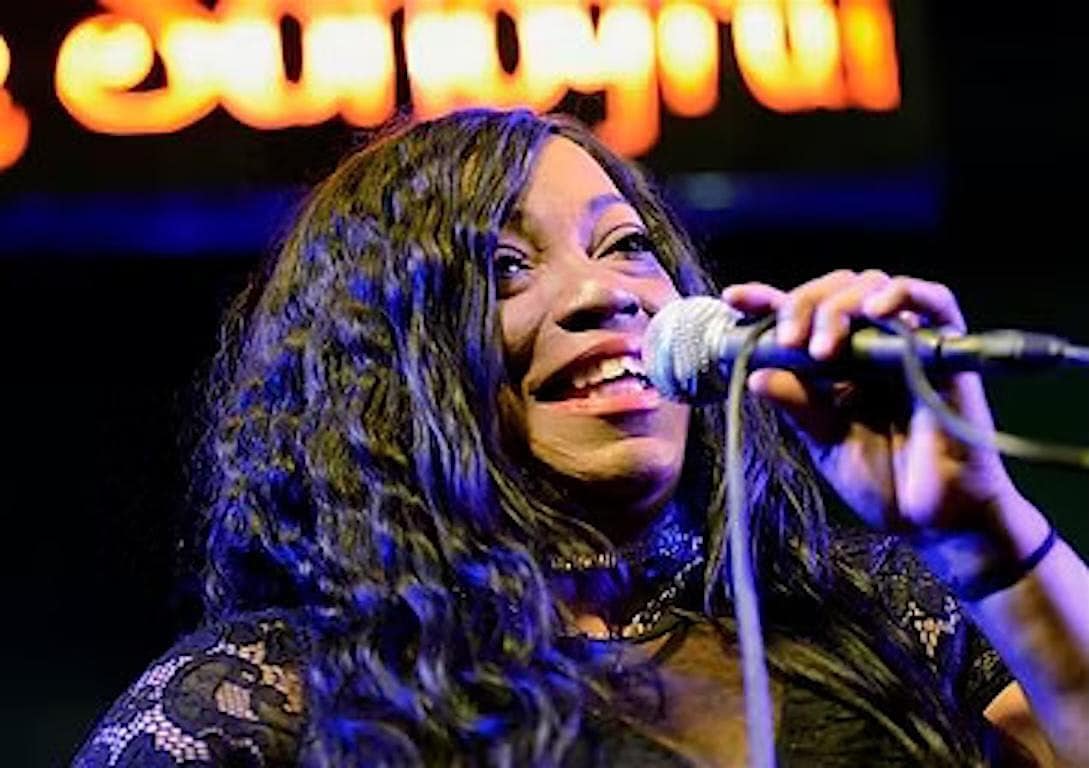 Live on the Lawn Featuring Demetria Taylor at Epiphany Center for the Arts – Chicago, IL
