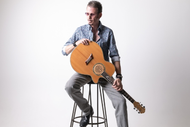 Father’s Day Brunch: David Powers at Daryl’s House – Pawling, NY