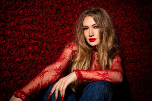 Mary Kutter at Carol’s Pub – Chicago, IL