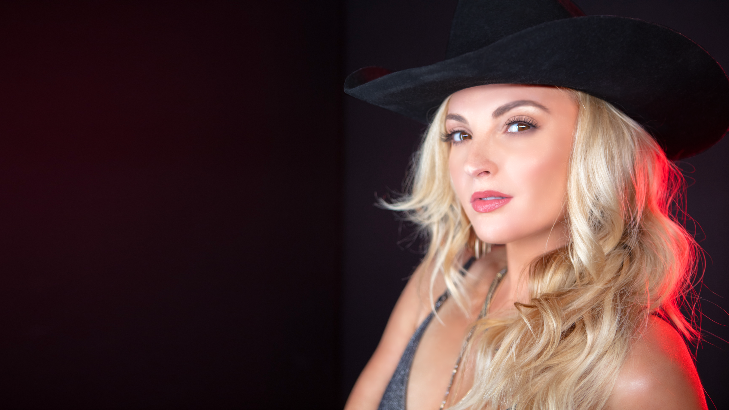 Karen Waldrup w/ JP Bourgeois Band at Texas Club – Baton Rouge, LA