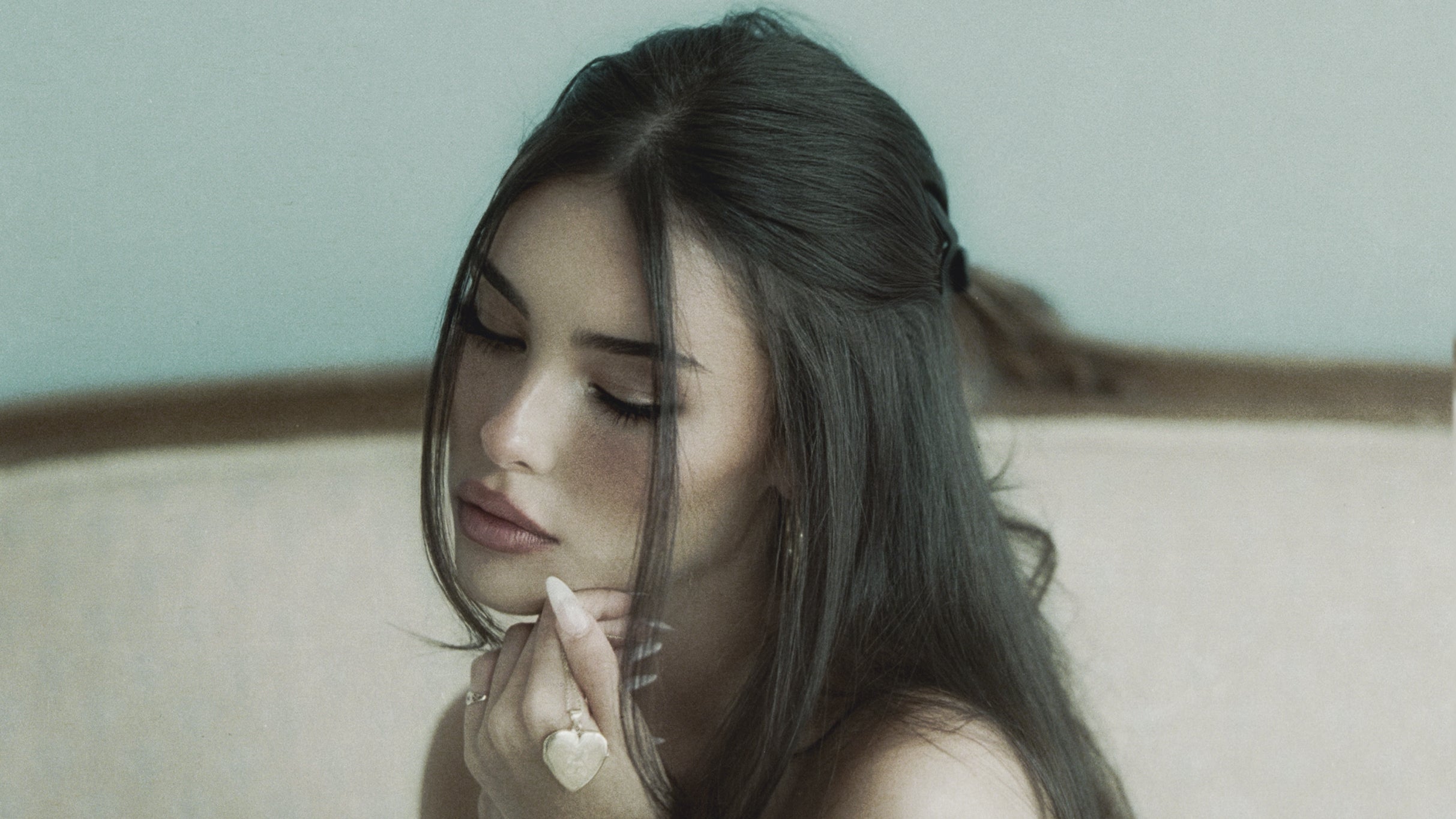 Madison Beer: the locket tour at Aragon Ballroom – Chicago, IL