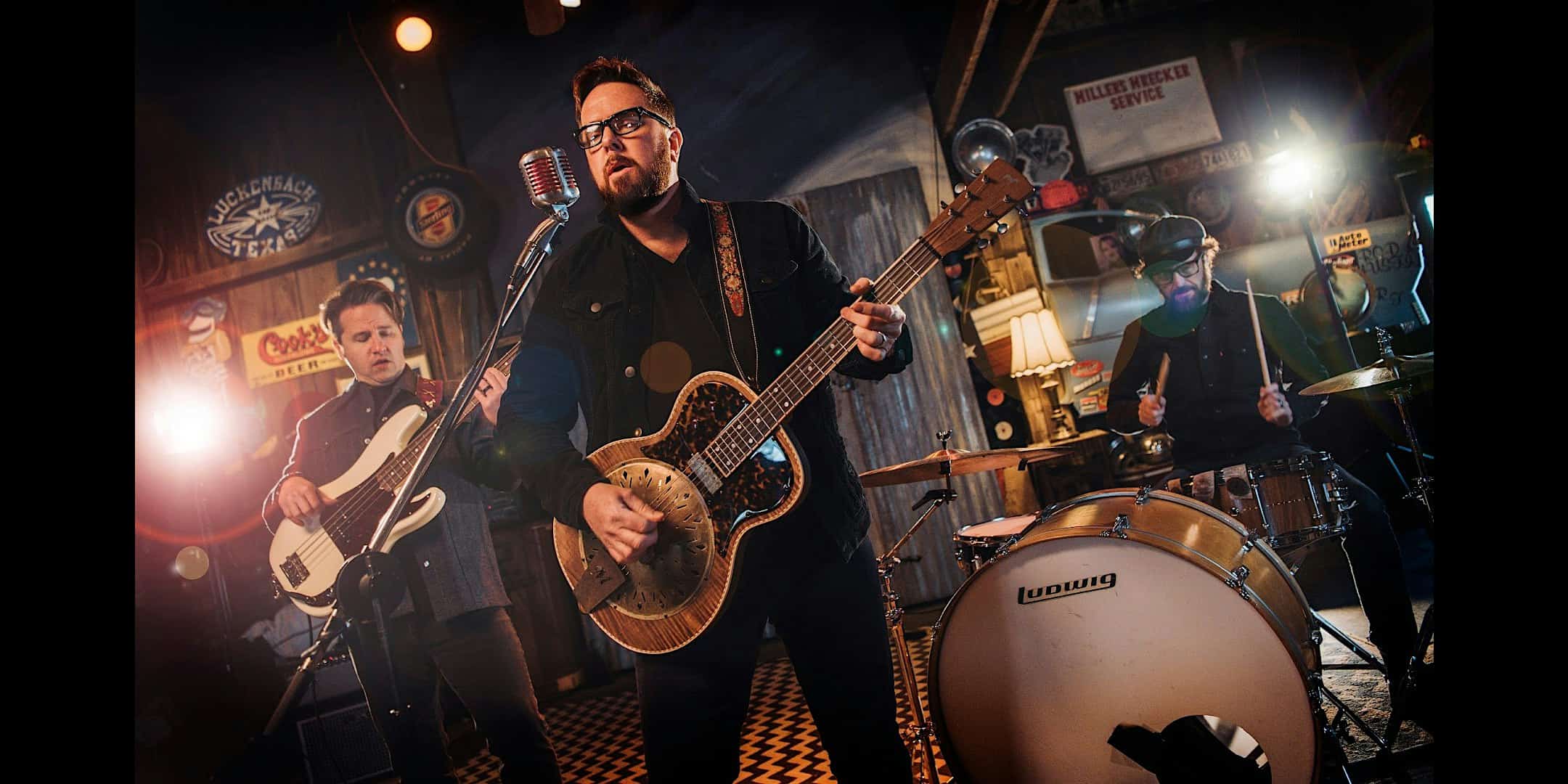 The Cold Stares at the 443 Social Club at The 443 Social Club & Lounge – Syracuse, NY