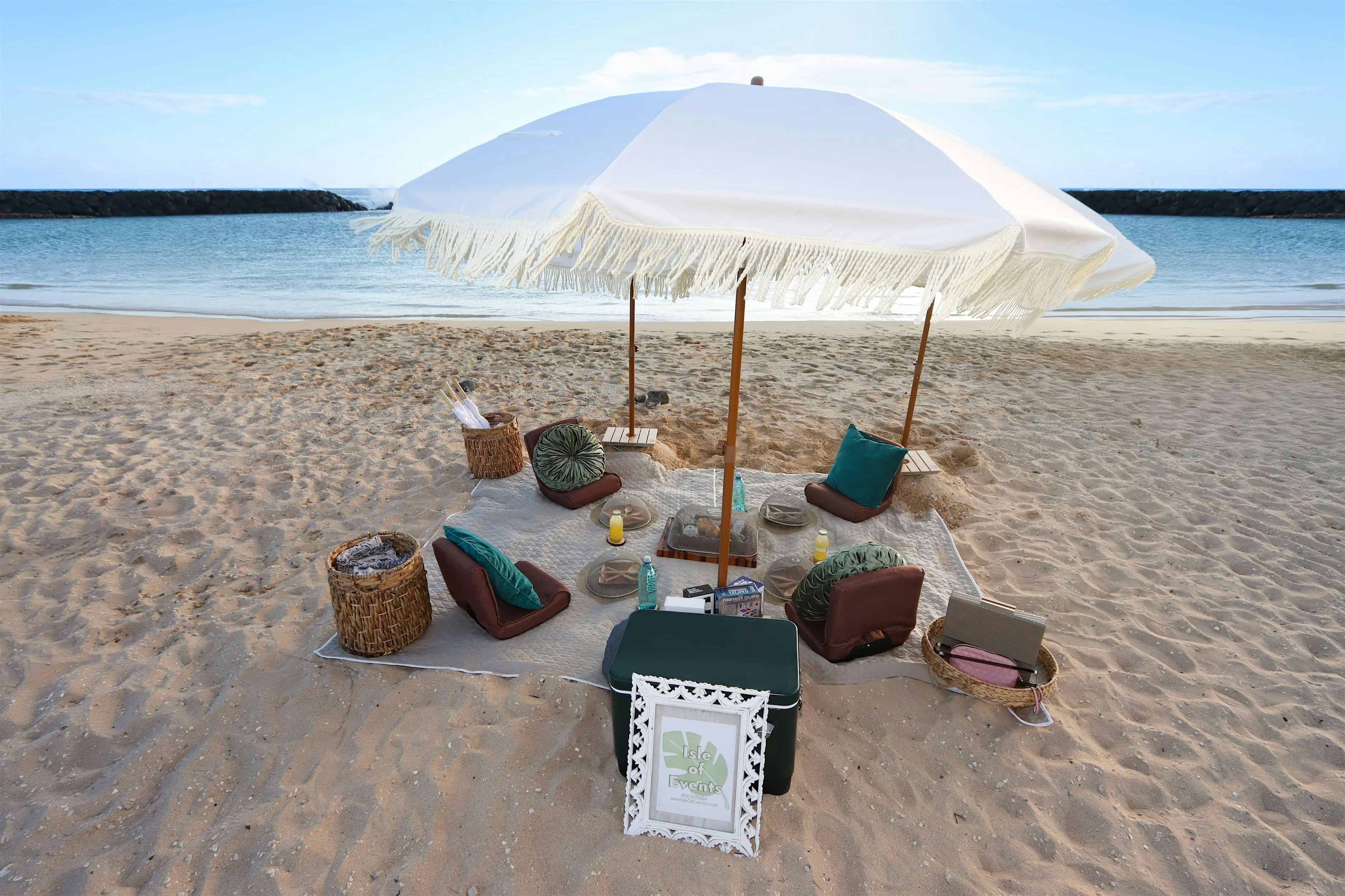 Pīniki – Beach Picnic at Beach Park in Honolulu (please email for location) – Honolulu, HI