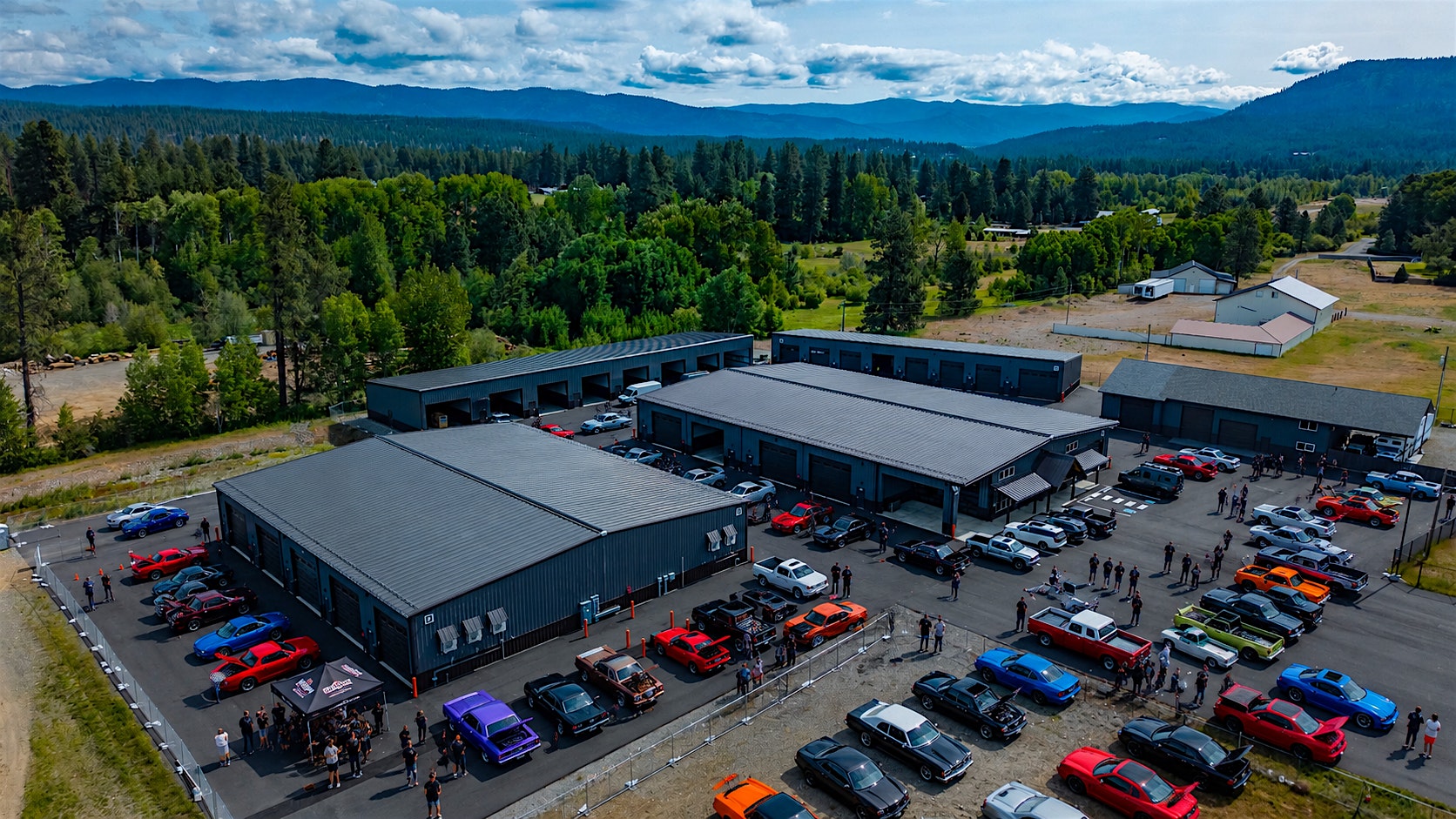 SHINE AND SHOW CAR EVENT @ MONSTER GARAGES CLE ELUM at 4081 WA-970 – Cle Elum, WA