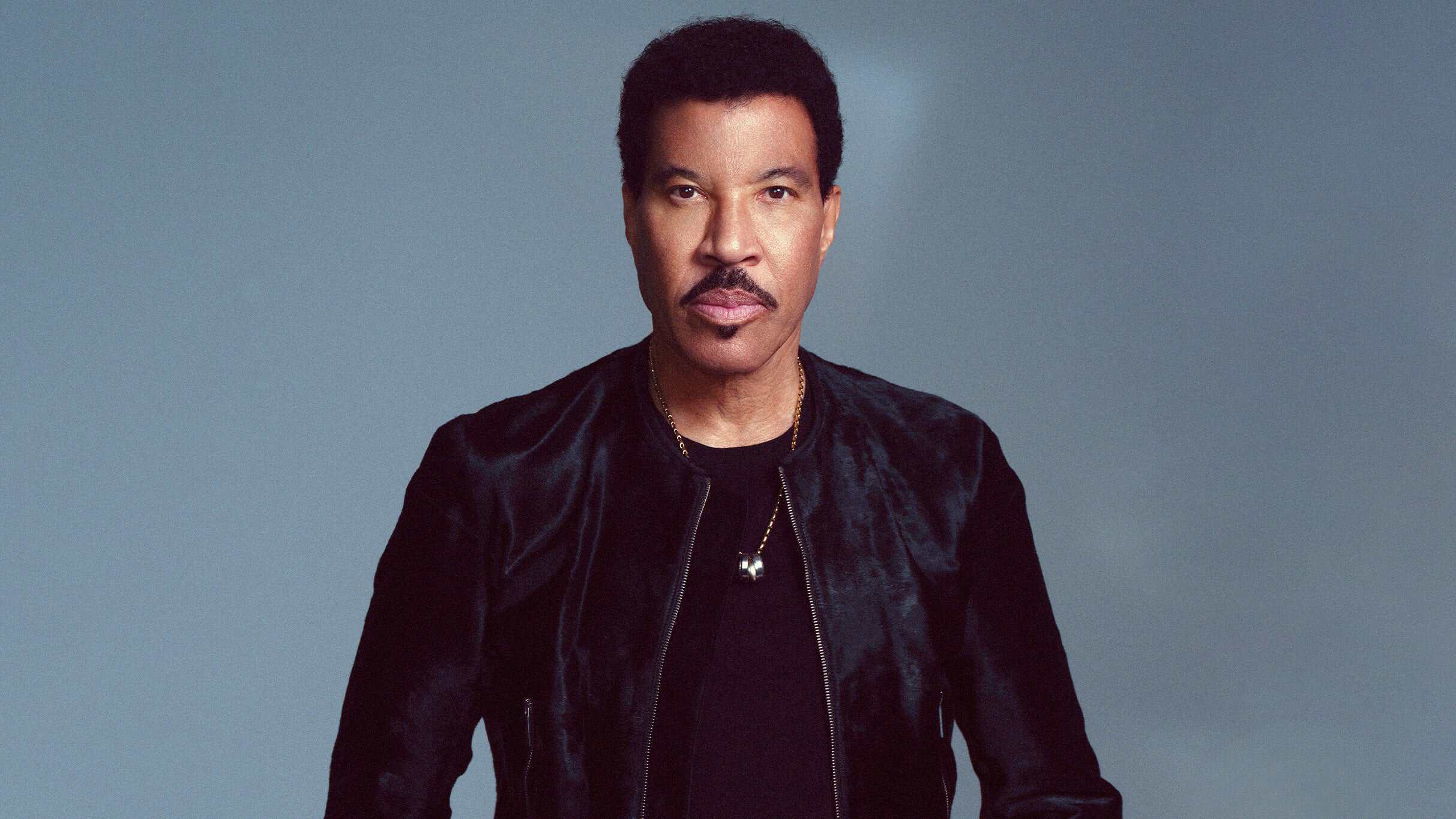 Lionel Richie and Earth, Wind & Fire – Sing a Song All Night Long at Madison Square Garden – New York, NY