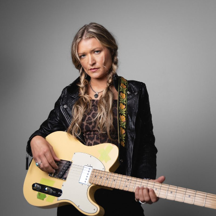 Sophie Gault at Club Cafe – Pittsburgh, PA