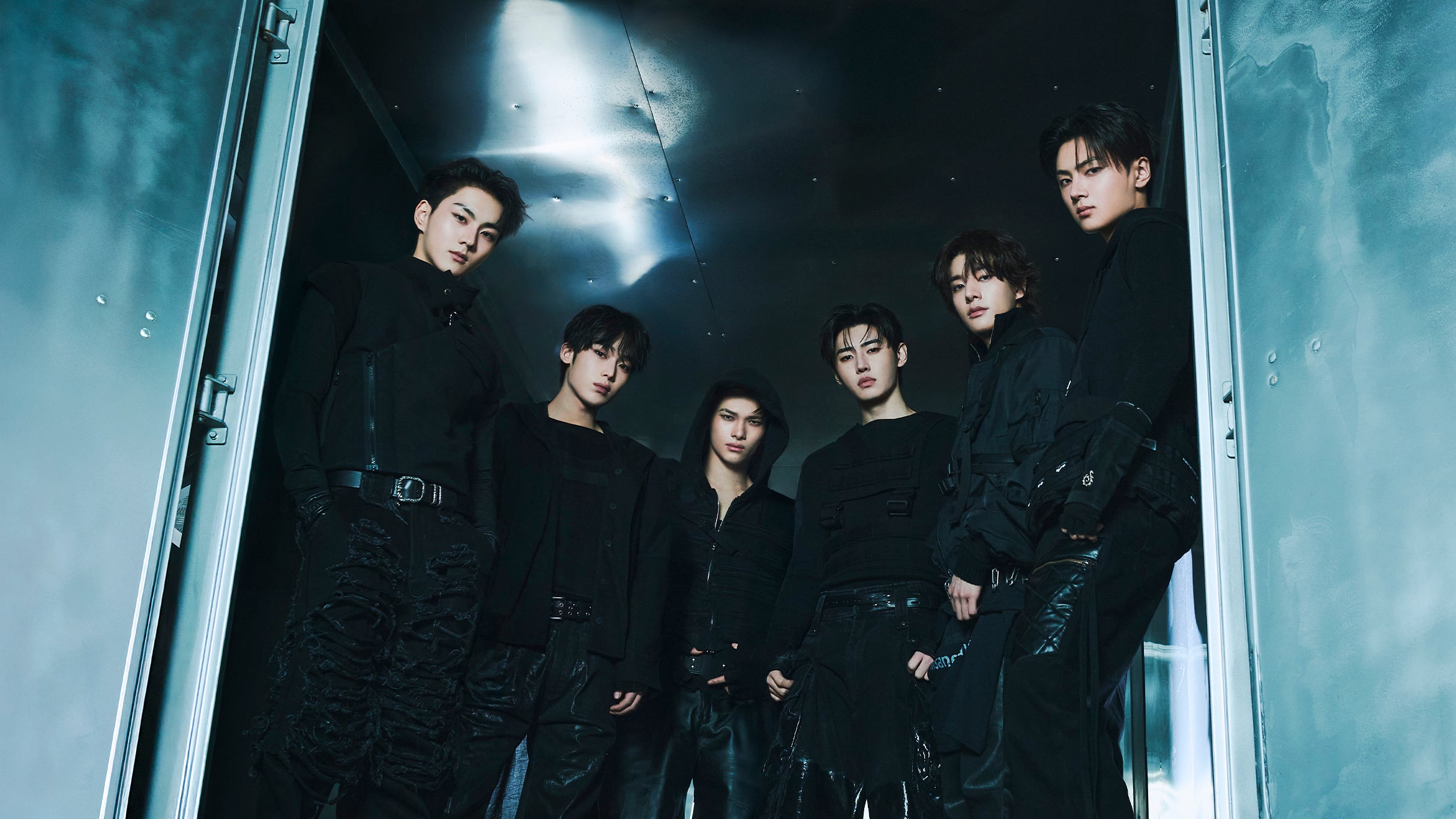 ENHYPEN WORLD TOUR ‘BLOOD SAGA’ IN UNITED STATES at American Airlines Center – Dallas, TX