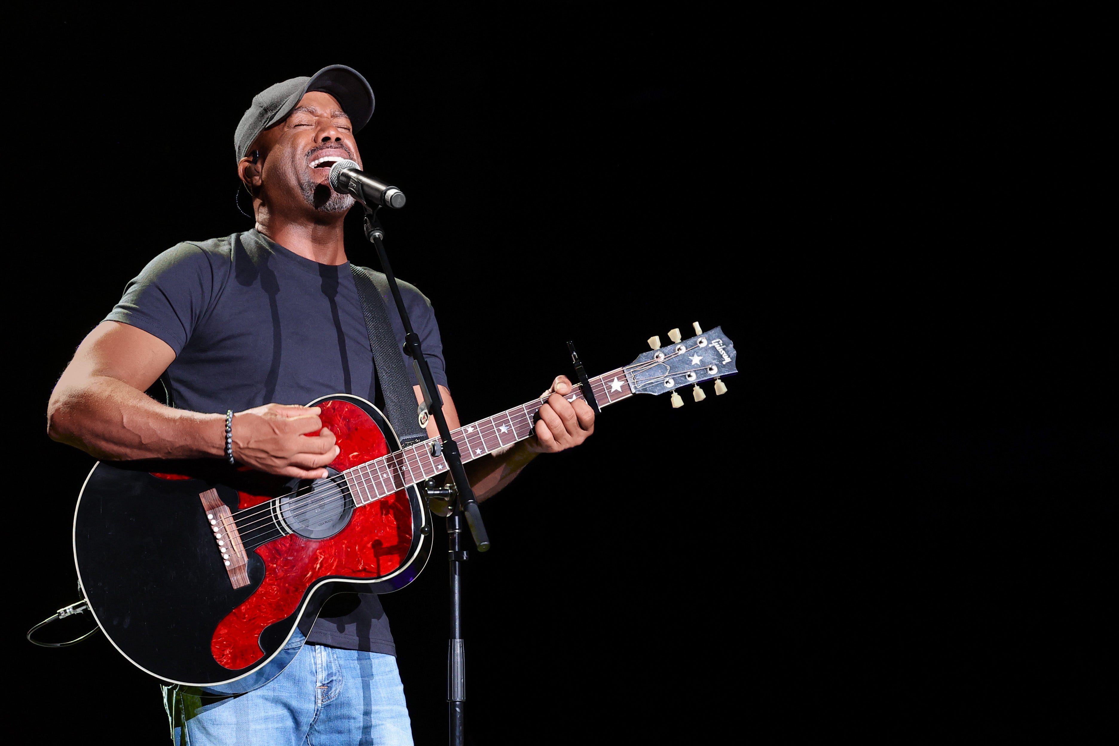 Darius Rucker: Songs Of Summer Tour 2026 at Leader Bank Pavilion – Boston, MA