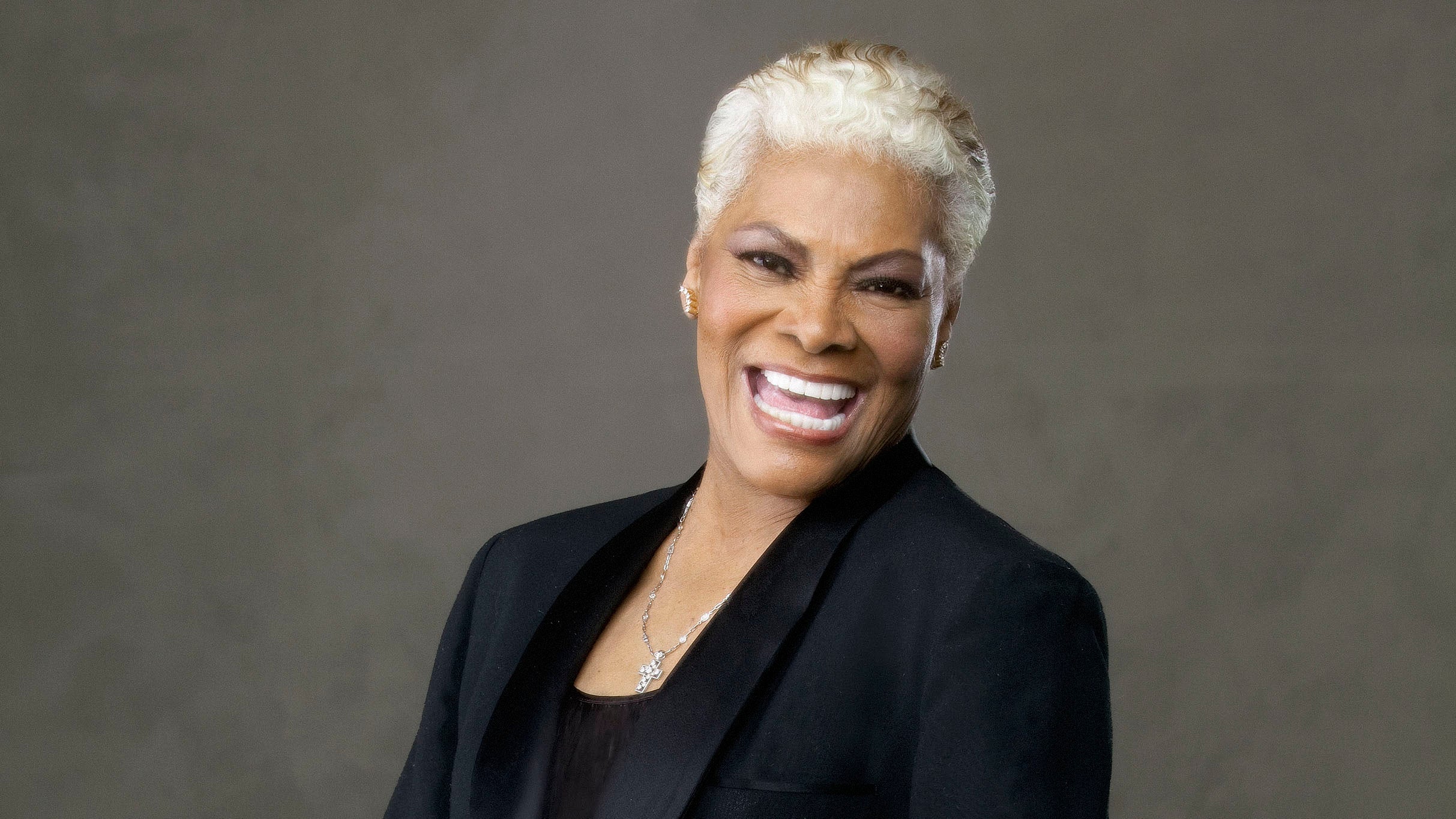 Dionne Warwick at Jackpot Junction Casino Hotel – Morton, MN